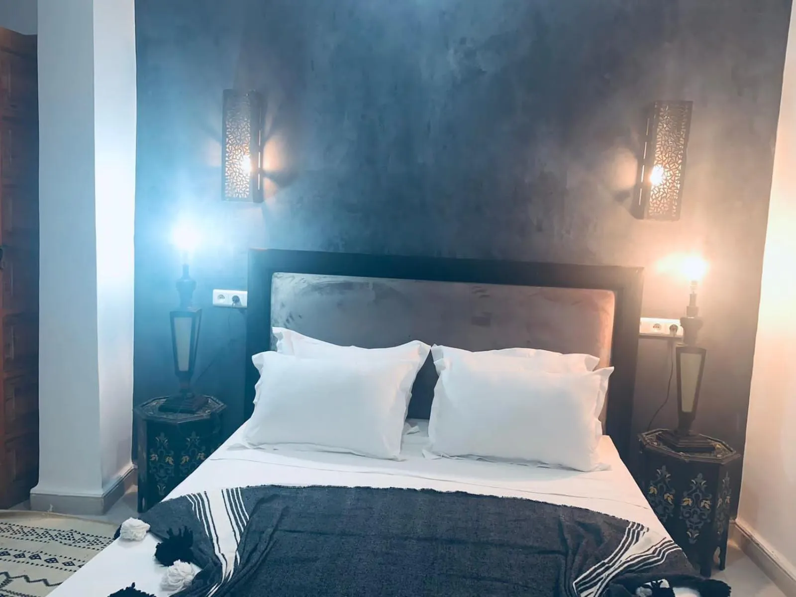 Bedroom, Bed in Riad Les Miroirs