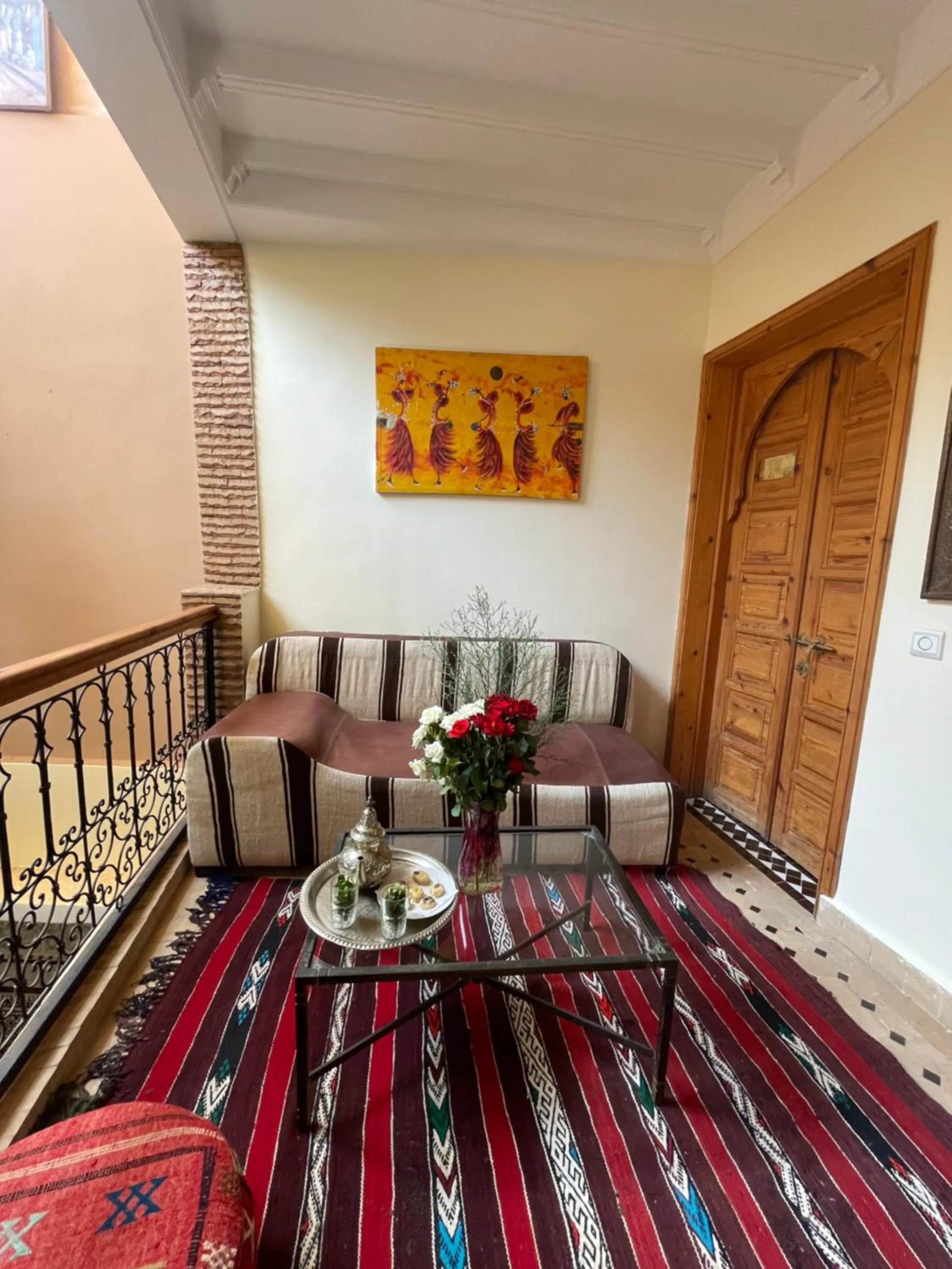 Seating area in Riad Les Miroirs