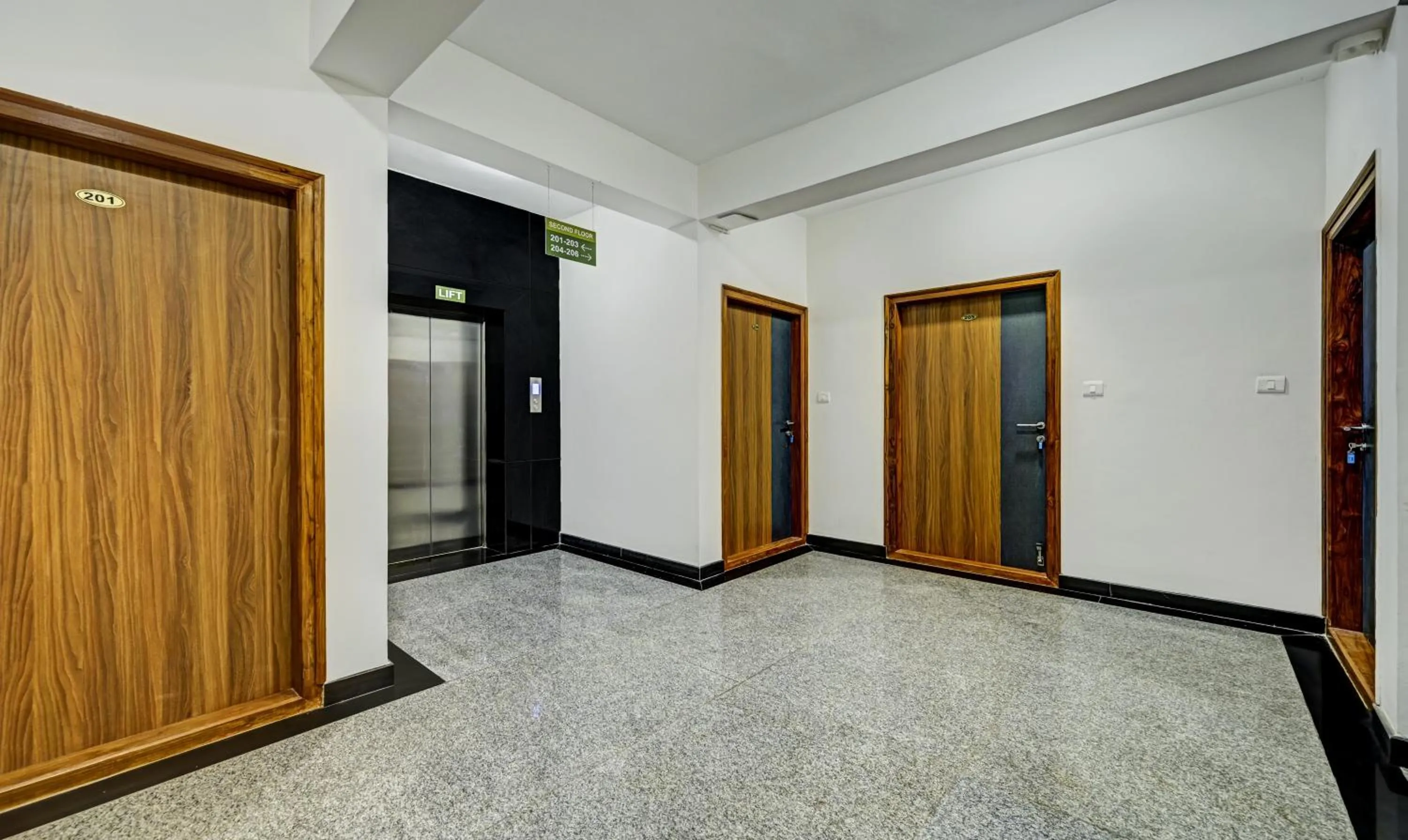 elevator in Treebo Worldtree Manyata Thanisandra