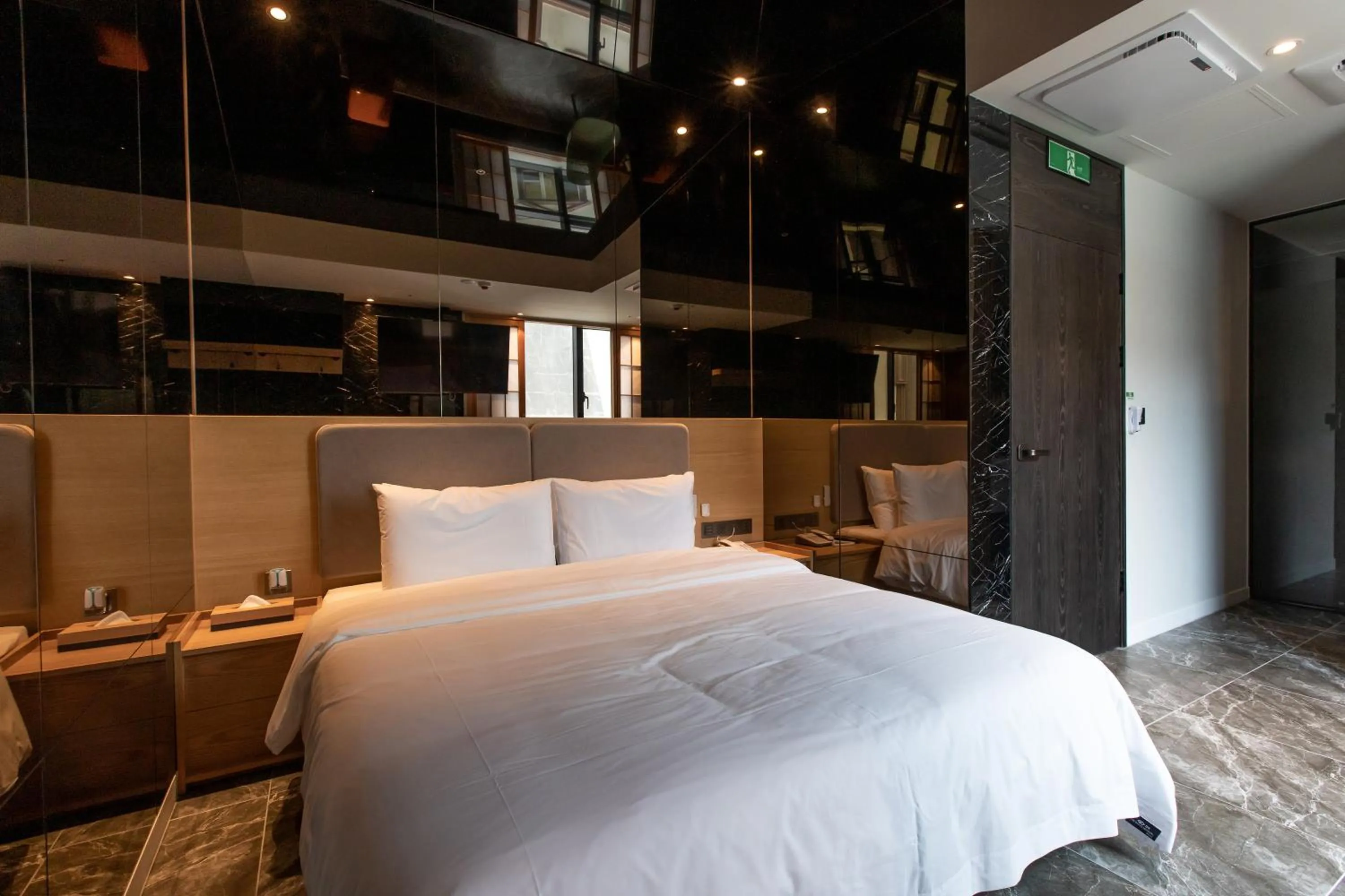 Bed in The Club Hotel Gijang Yeonhwari