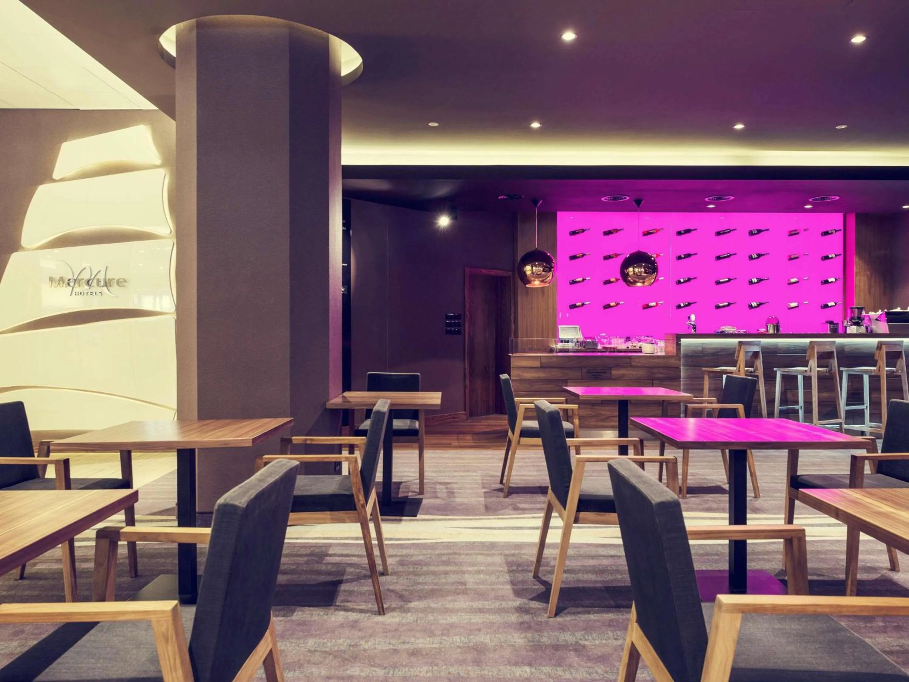 Restaurant/places to eat in Mercure Gdynia Centrum