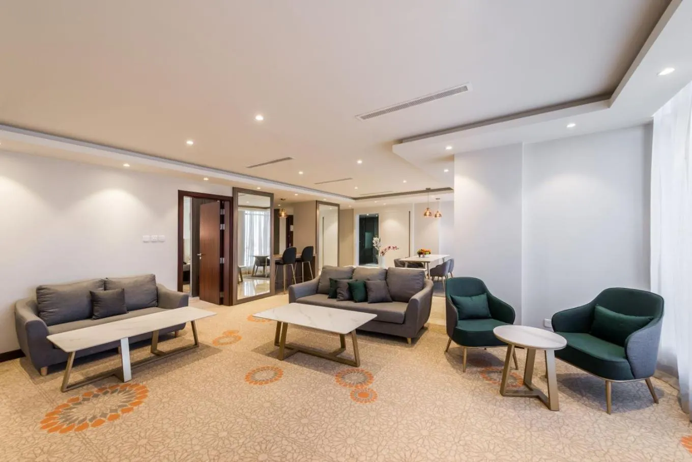 Seating area in Best Western Plus Al Qurayyat City Center