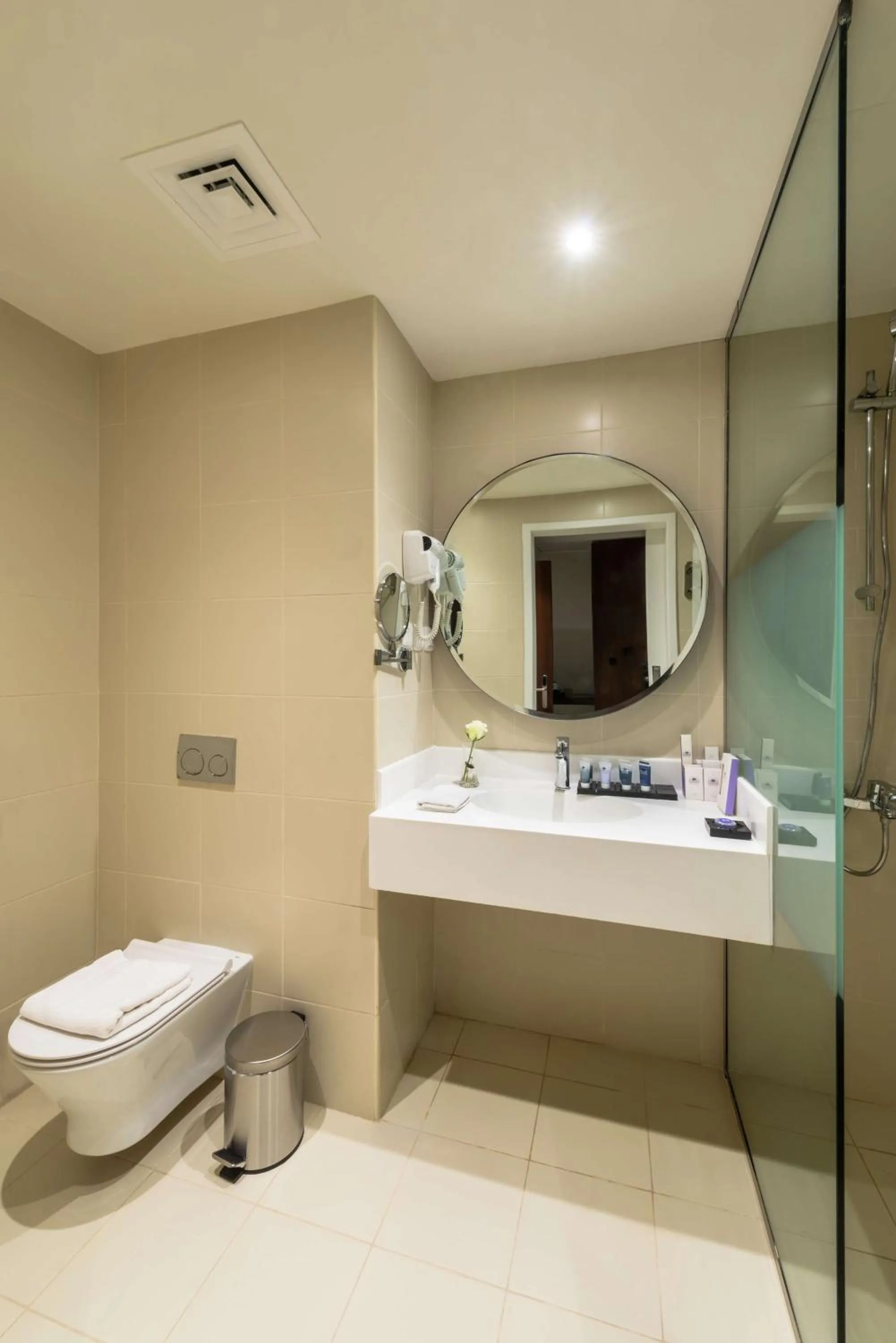Bathroom in Best Western Plus Al Qurayyat City Center
