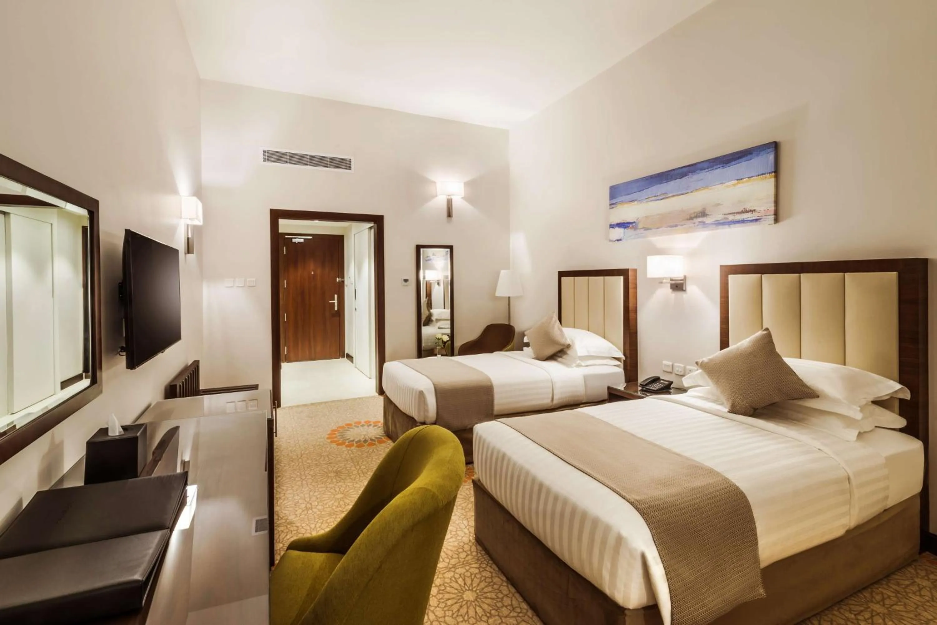 Photo of the whole room, Bed in Best Western Plus Al Qurayyat City Center