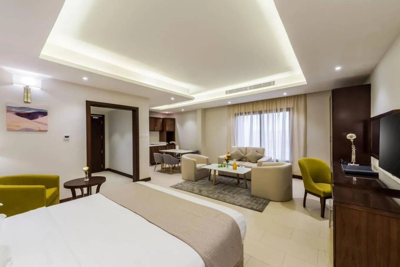 Photo of the whole room, Bed in Best Western Plus Al Qurayyat City Center