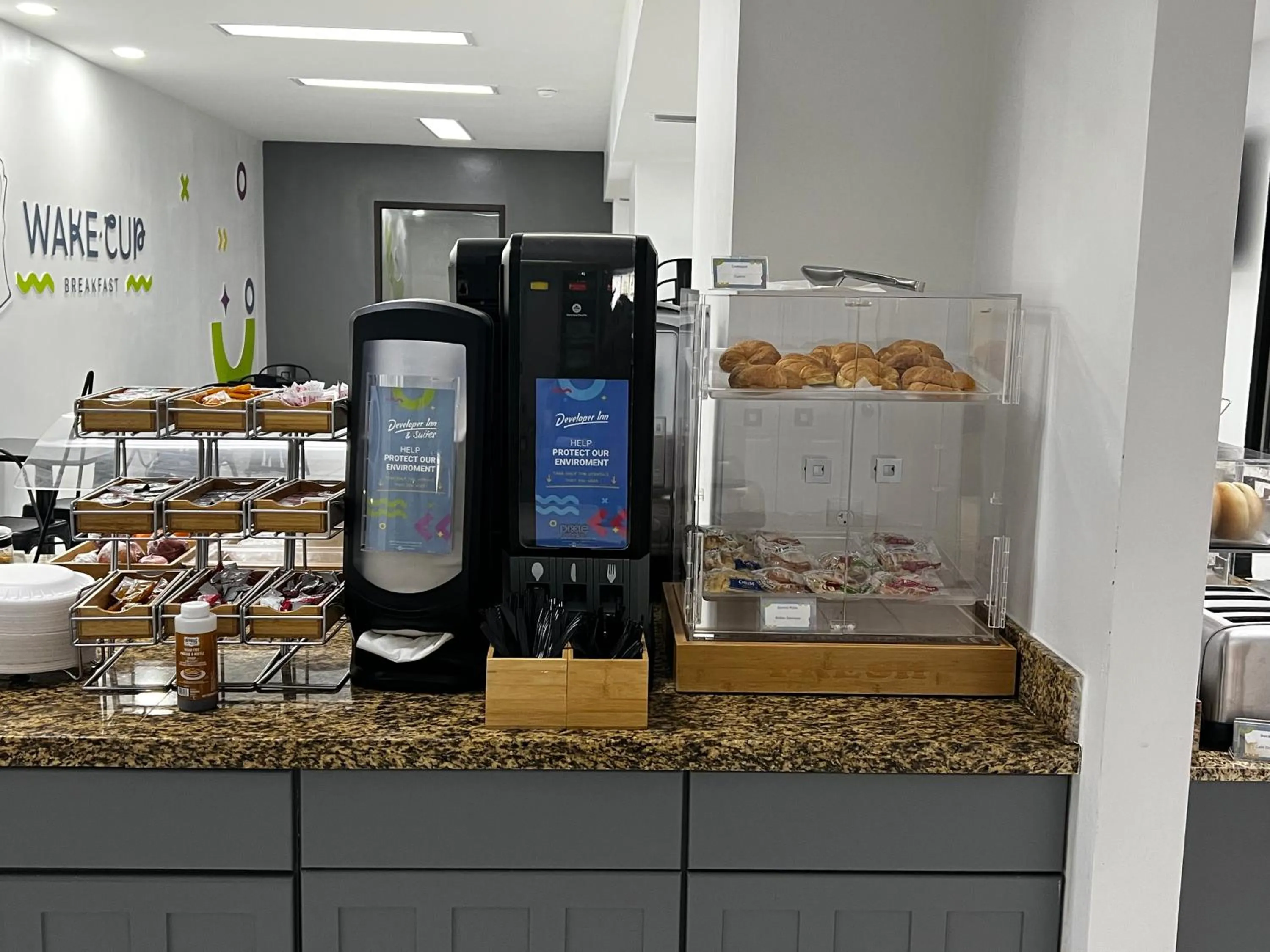 Buffet breakfast in Baymont by Wyndham Jacksonville Airport