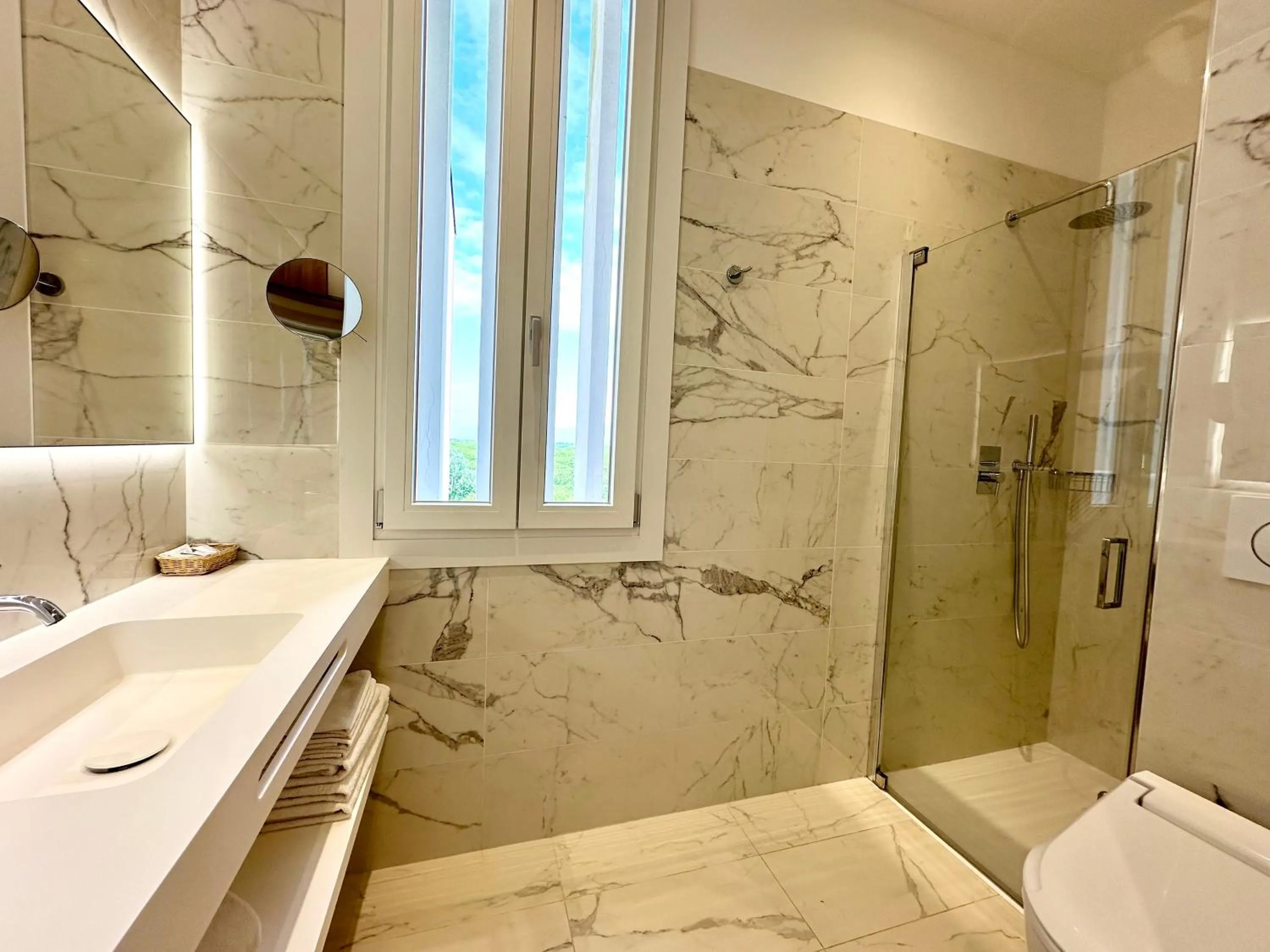 Bathroom in Hotel Beau Rivage Pineta