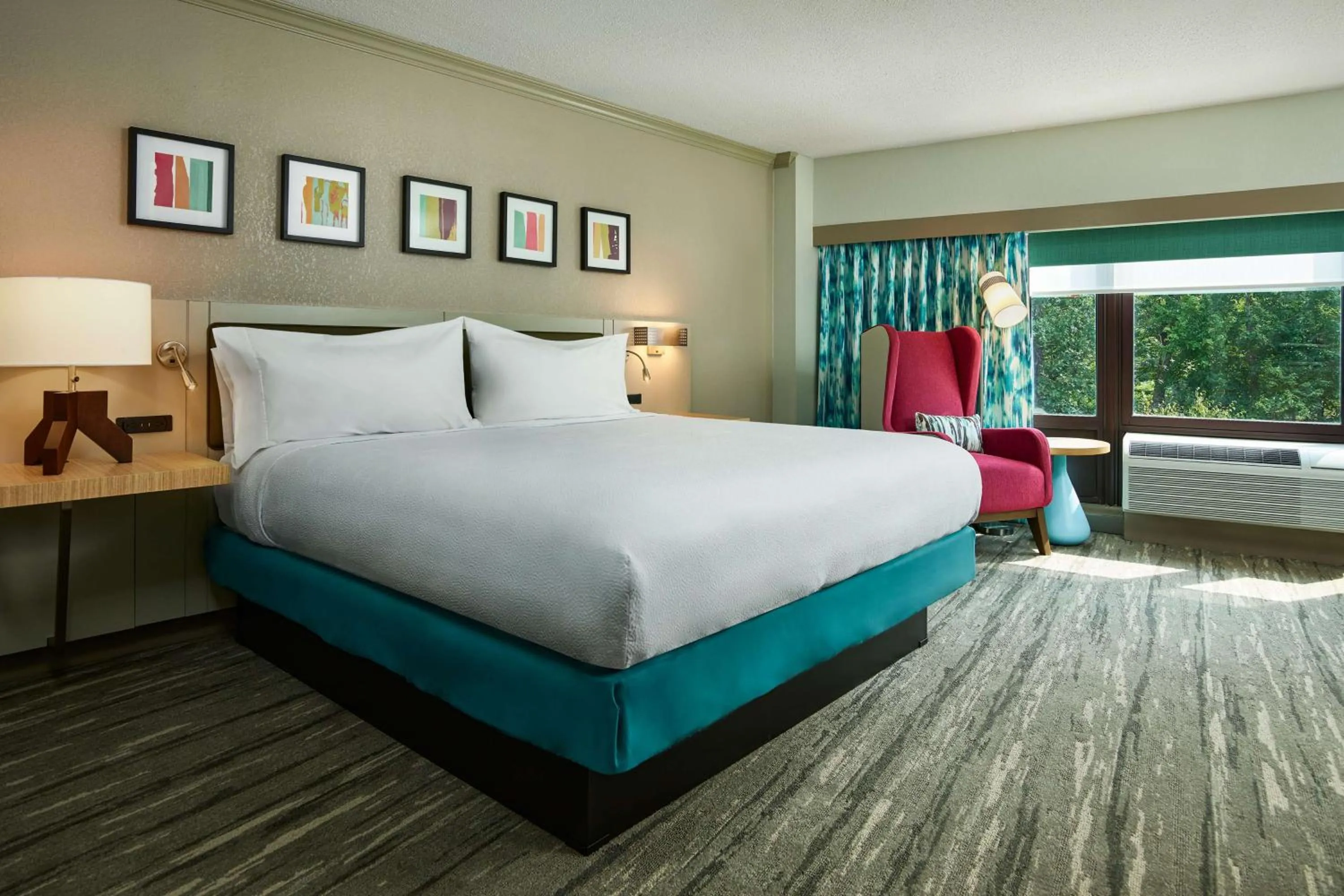 Bed in Hilton Garden Inn Tewksbury Andover