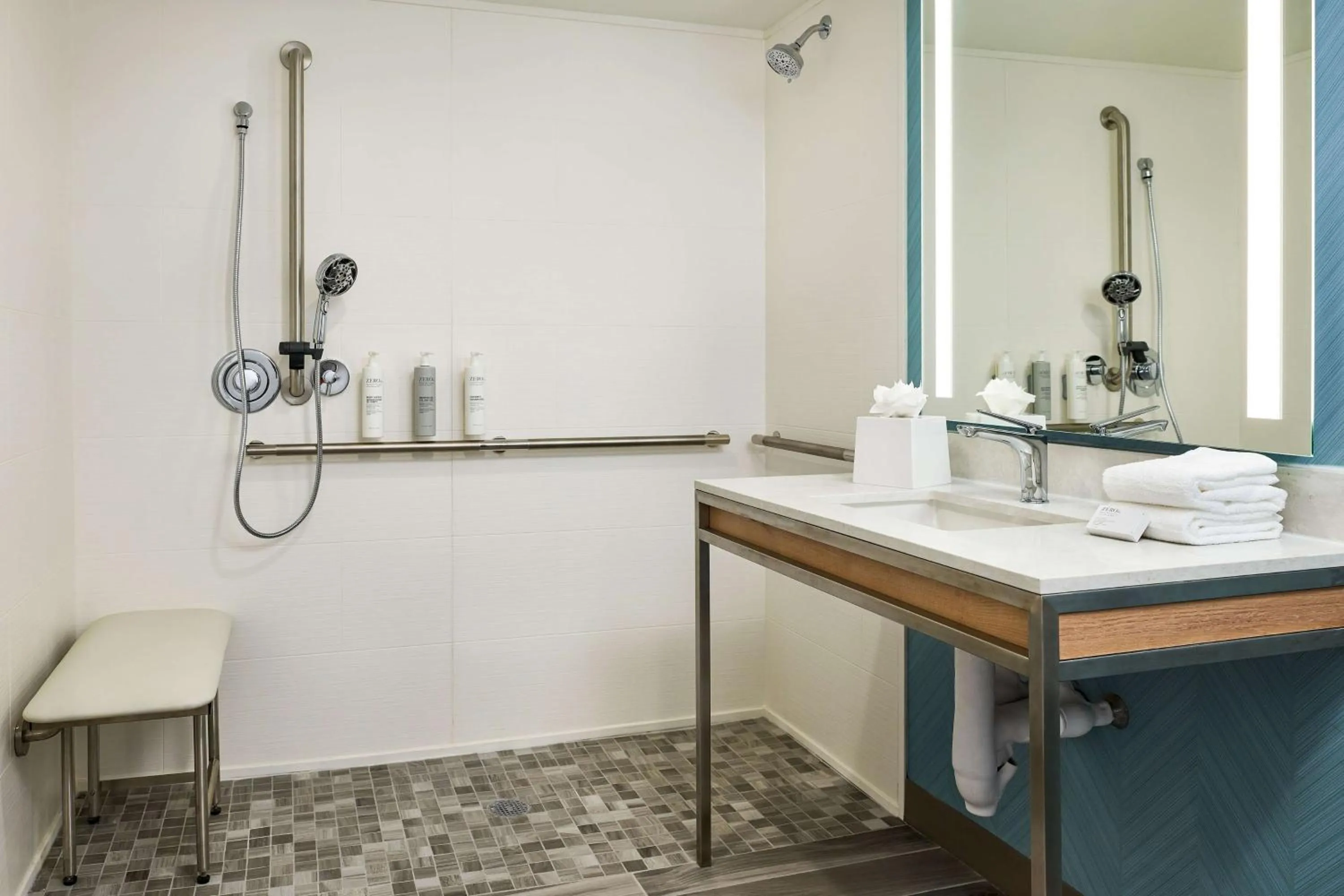 Bathroom in Hilton Garden Inn Tewksbury Andover