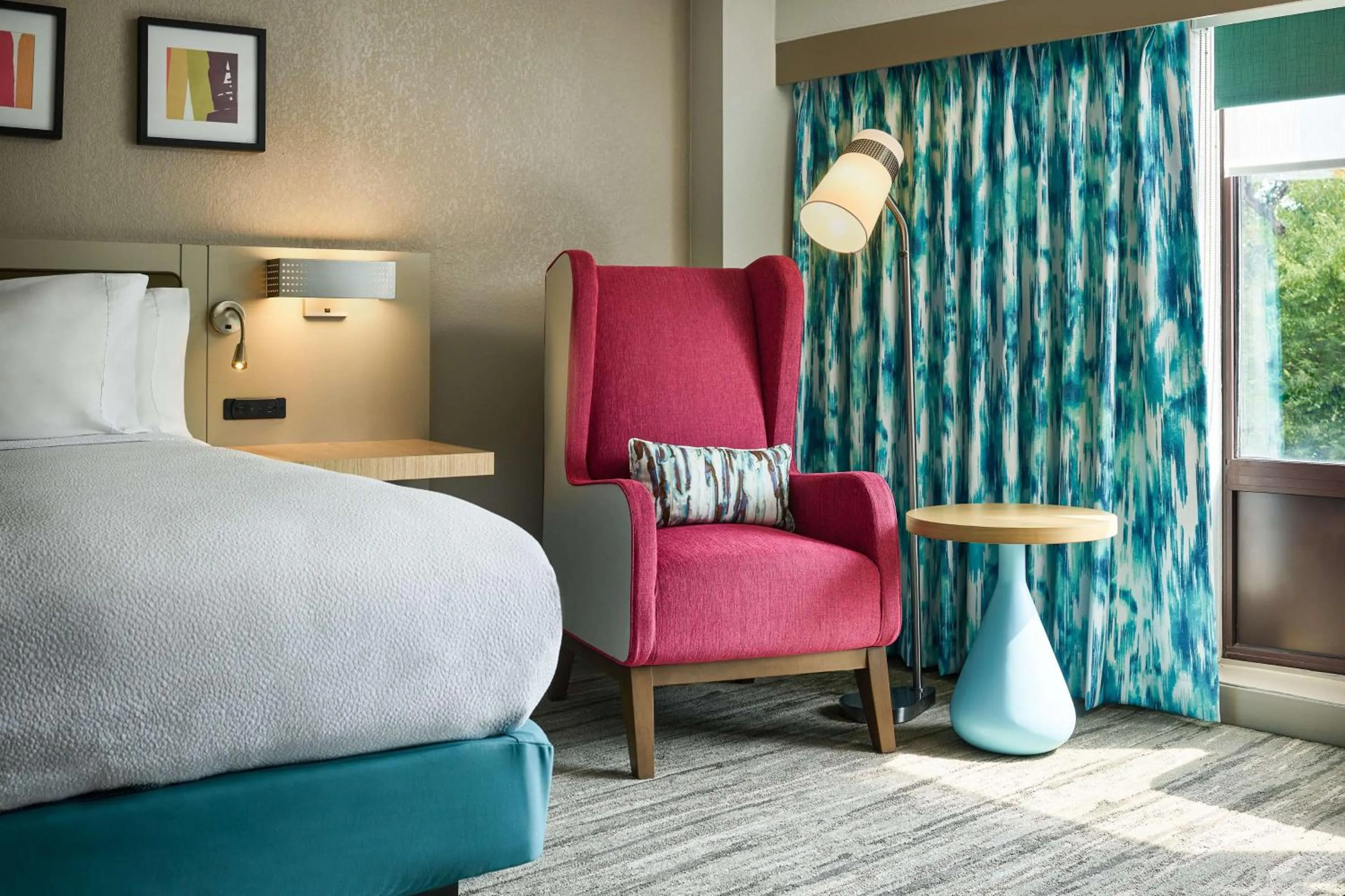 Bed in Hilton Garden Inn Tewksbury Andover