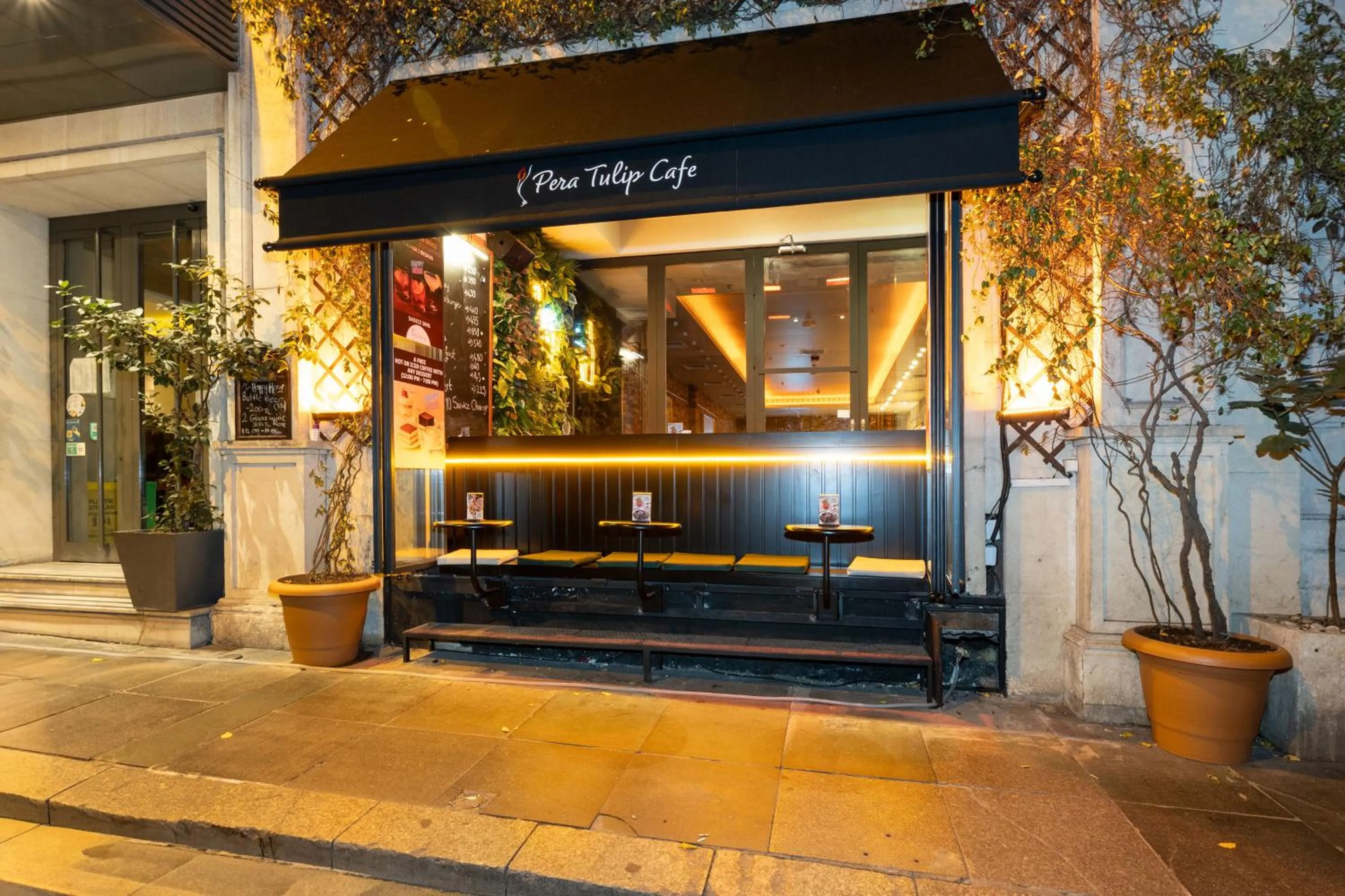 Banquet/Function facilities in Pera Tulip Hotel & Spa