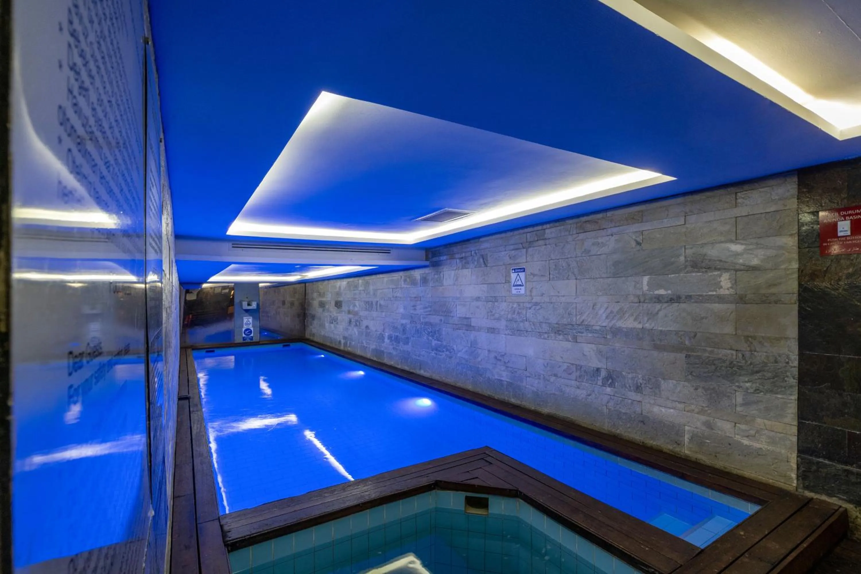 Pool view in Pera Tulip Hotel & Spa