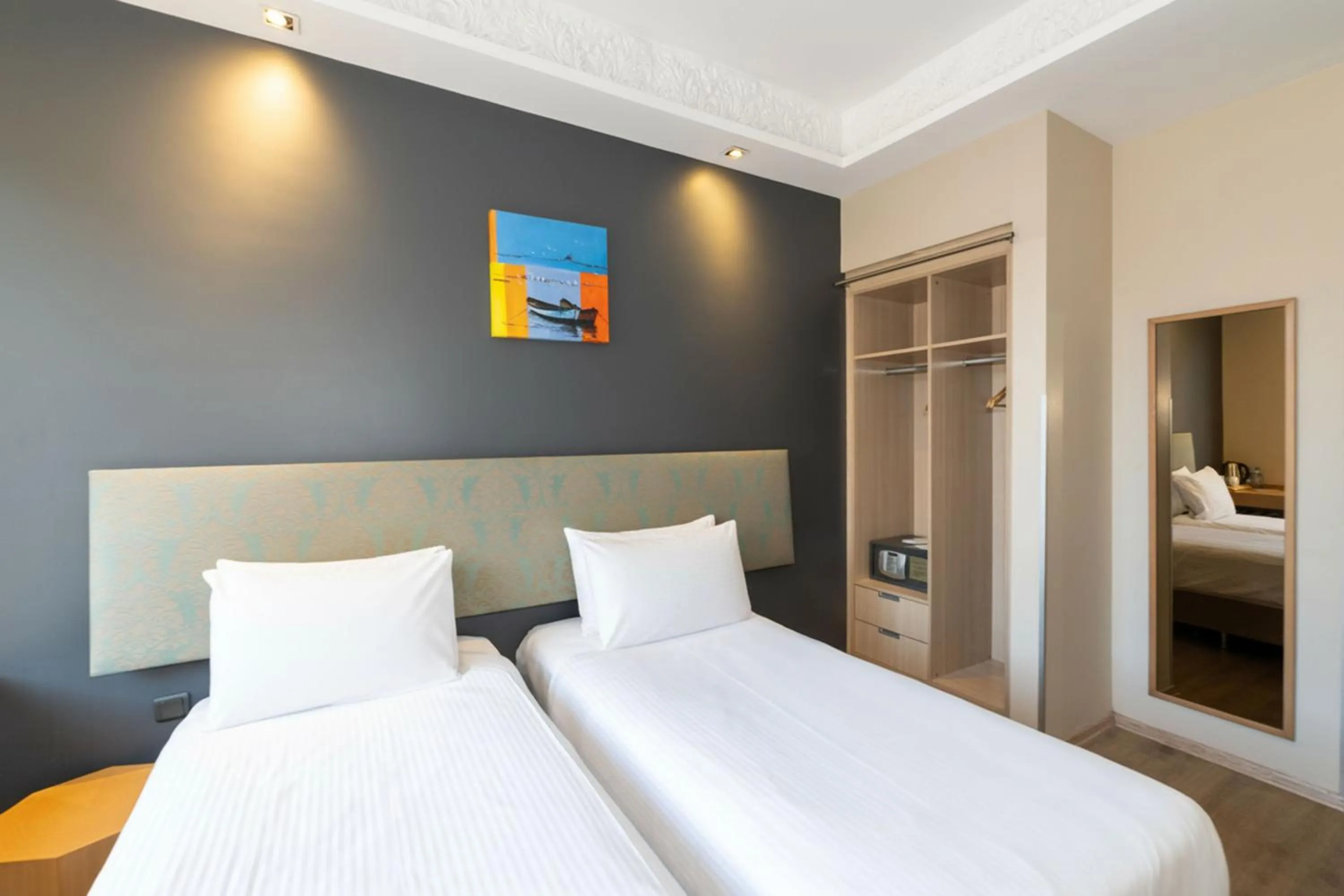 Bed in Pera Tulip Hotel & Spa