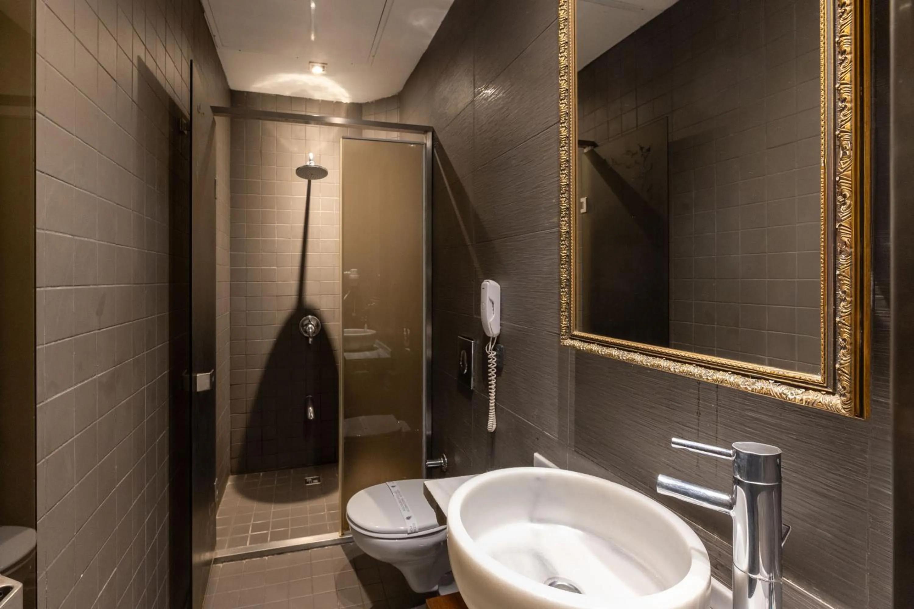 Bathroom in Pera Tulip Hotel & Spa