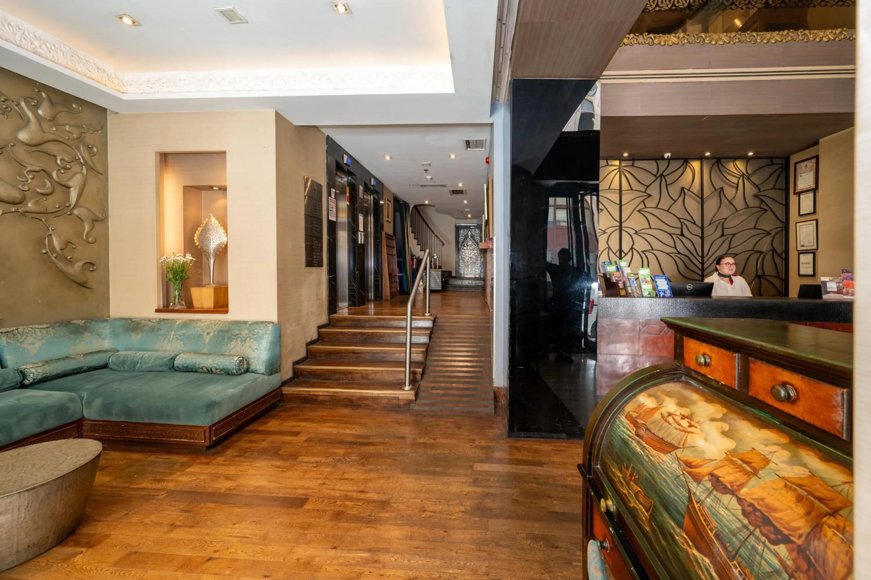 Property building, Bed in Pera Tulip Hotel & Spa