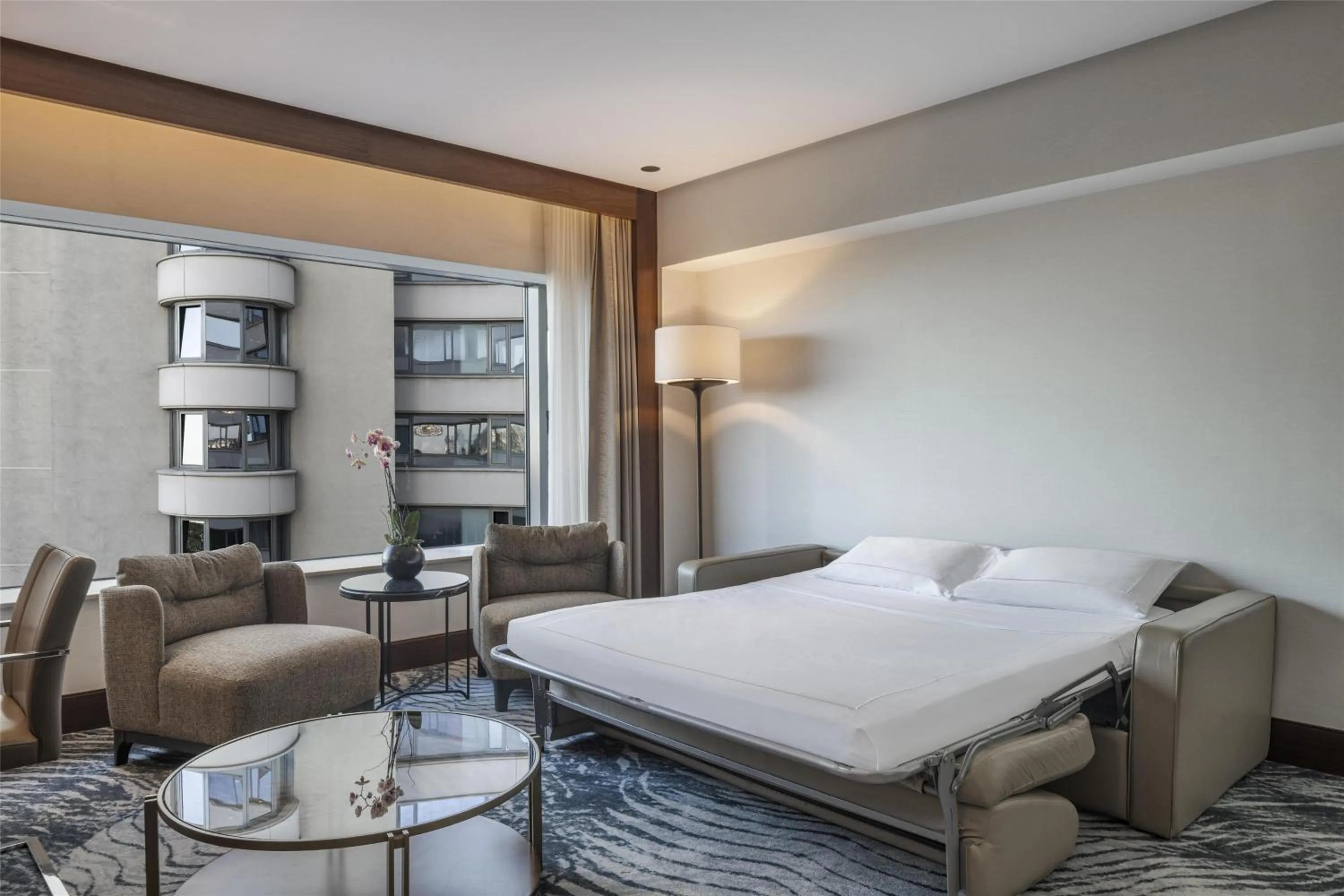 Bed in Conrad Istanbul Bosphorus