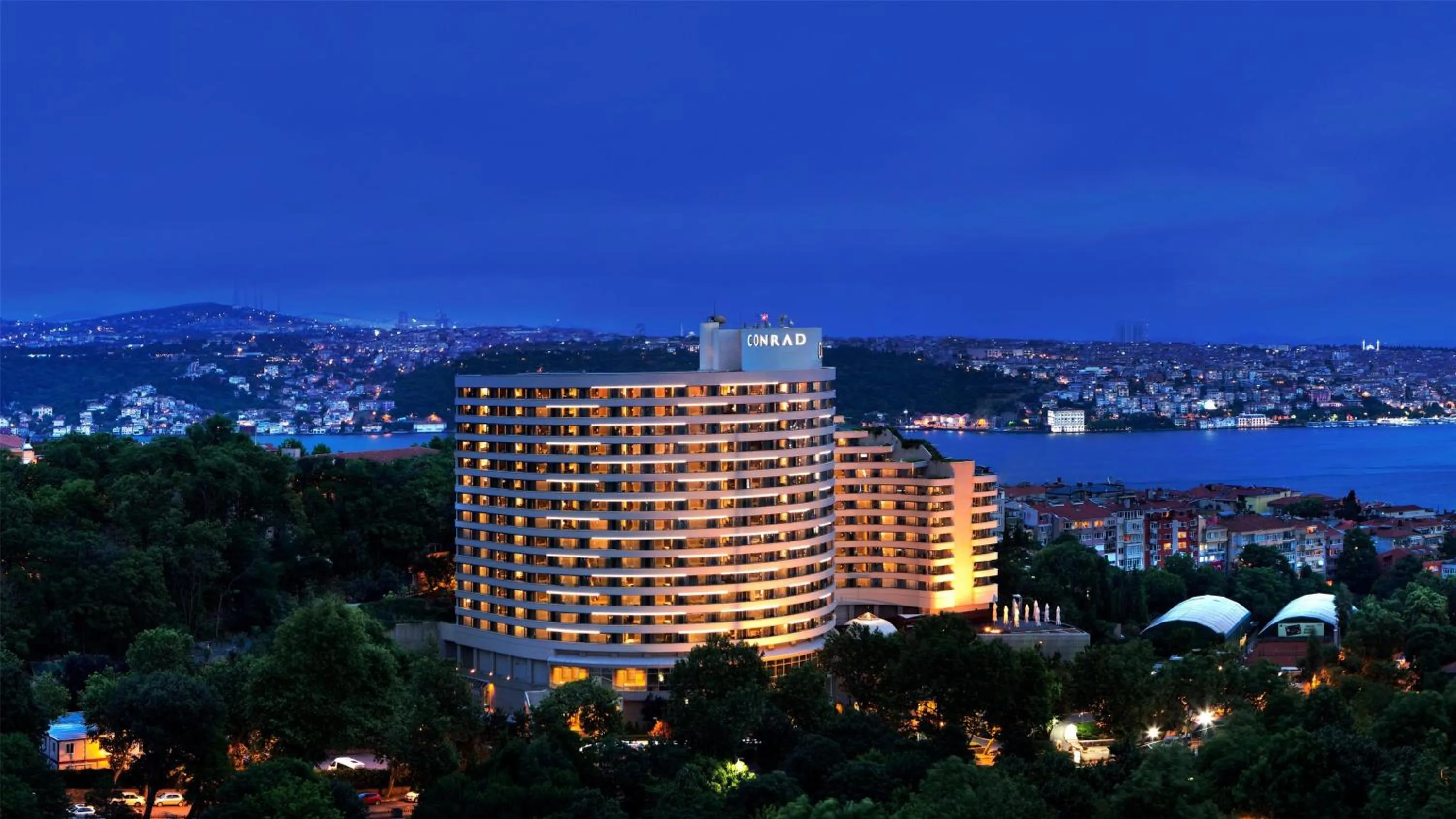 Property building in Conrad Istanbul Bosphorus