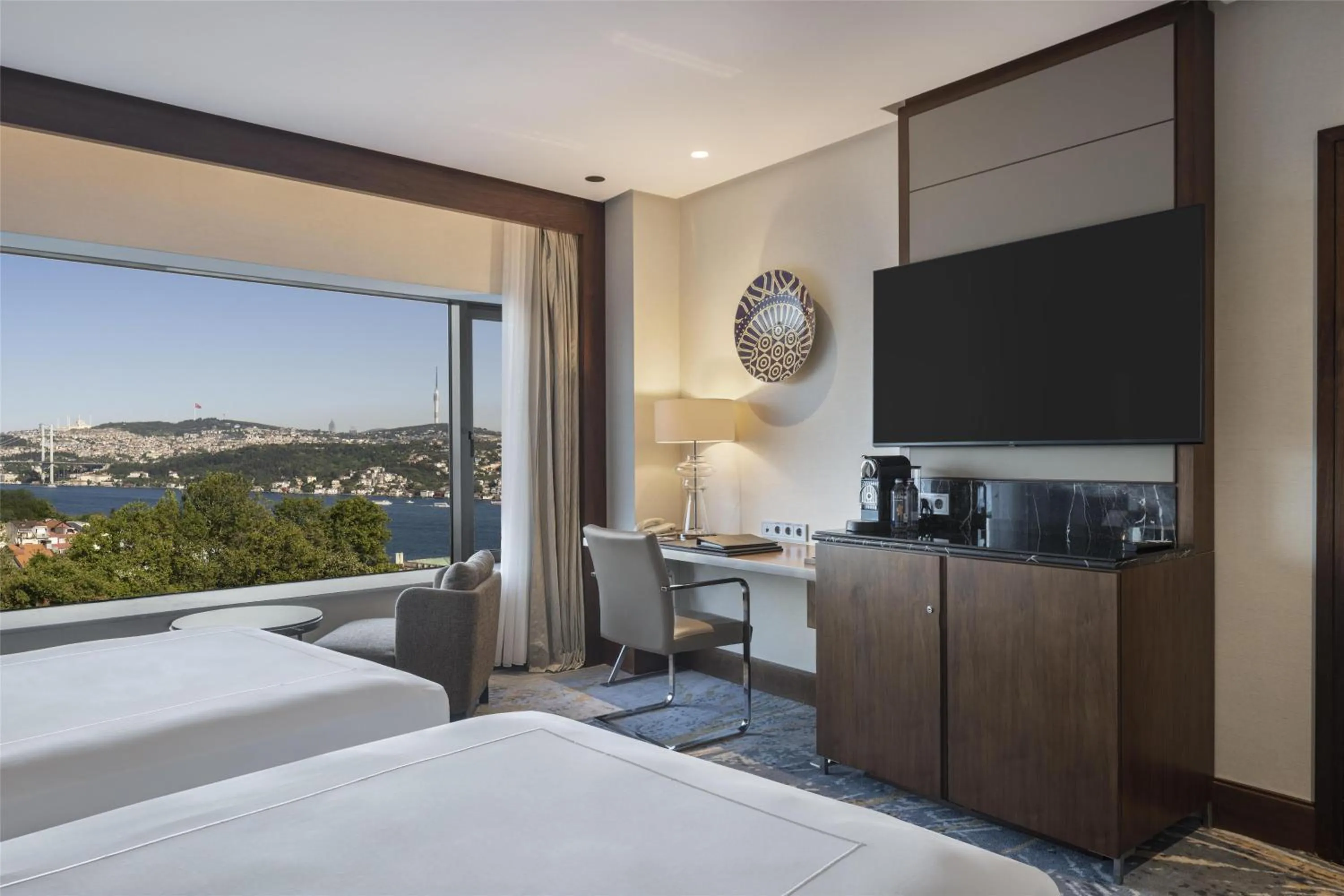 Bed in Conrad Istanbul Bosphorus