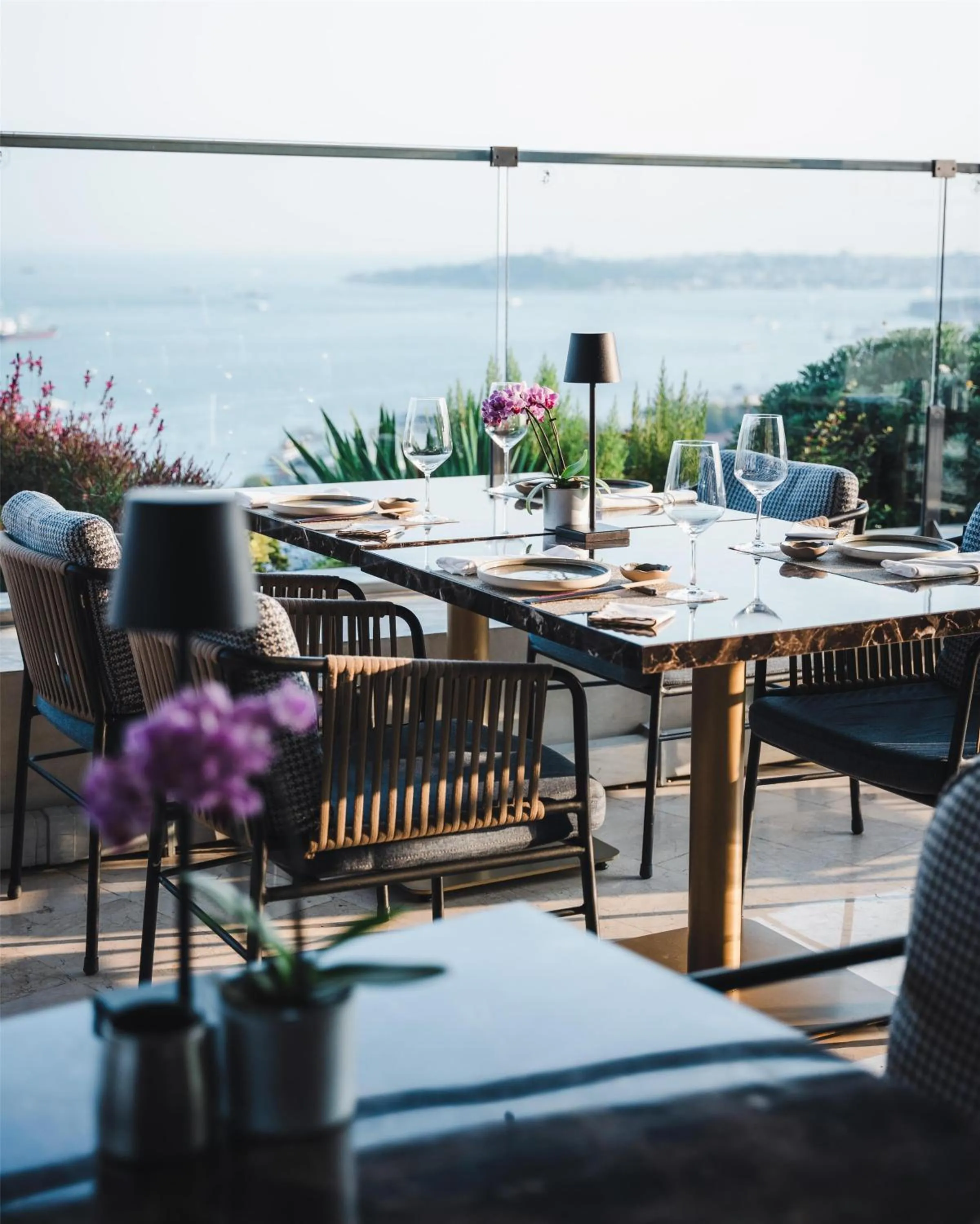 Restaurant/places to eat in Conrad Istanbul Bosphorus