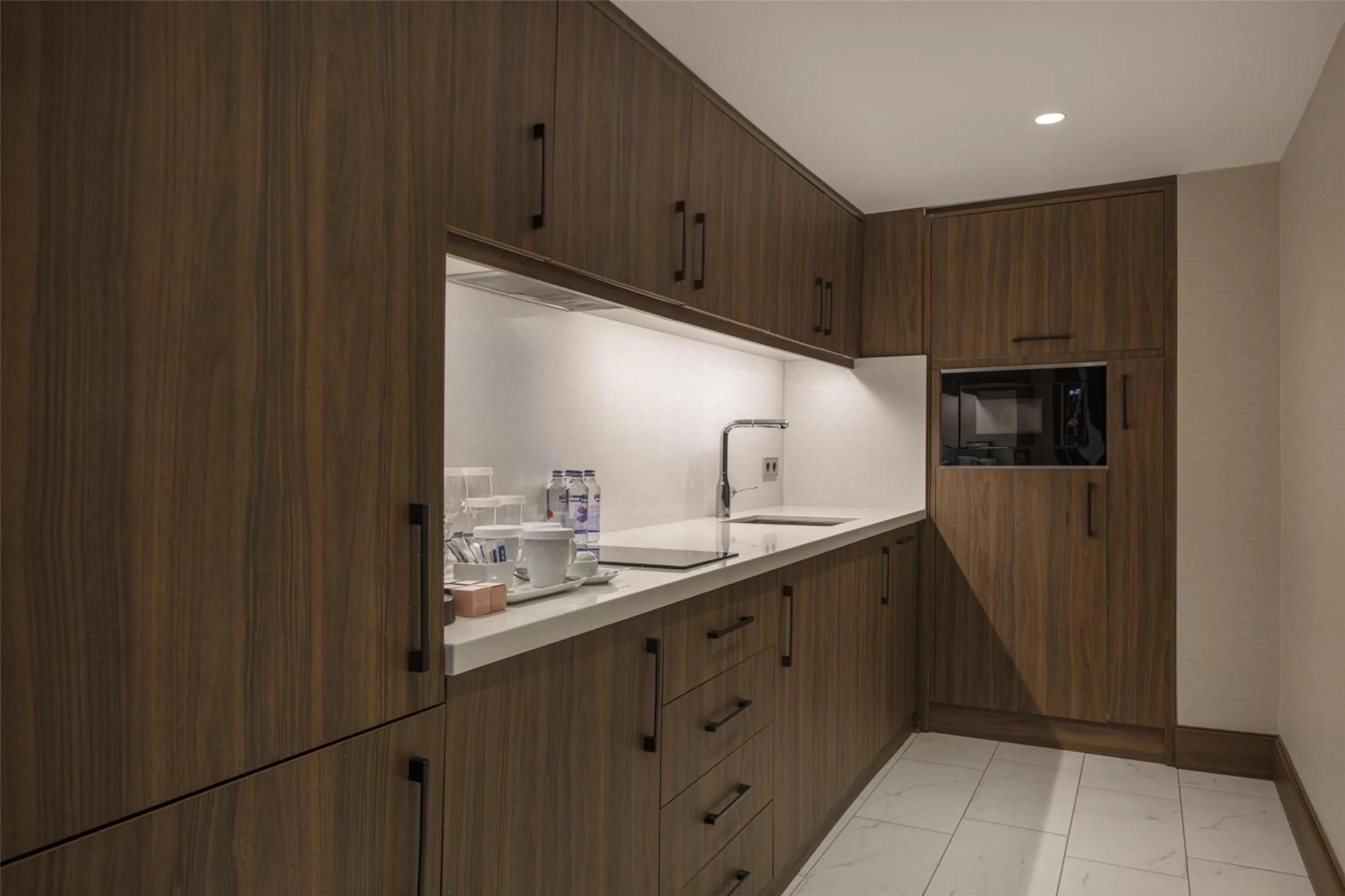 Kitchen or kitchenette in Conrad Istanbul Bosphorus