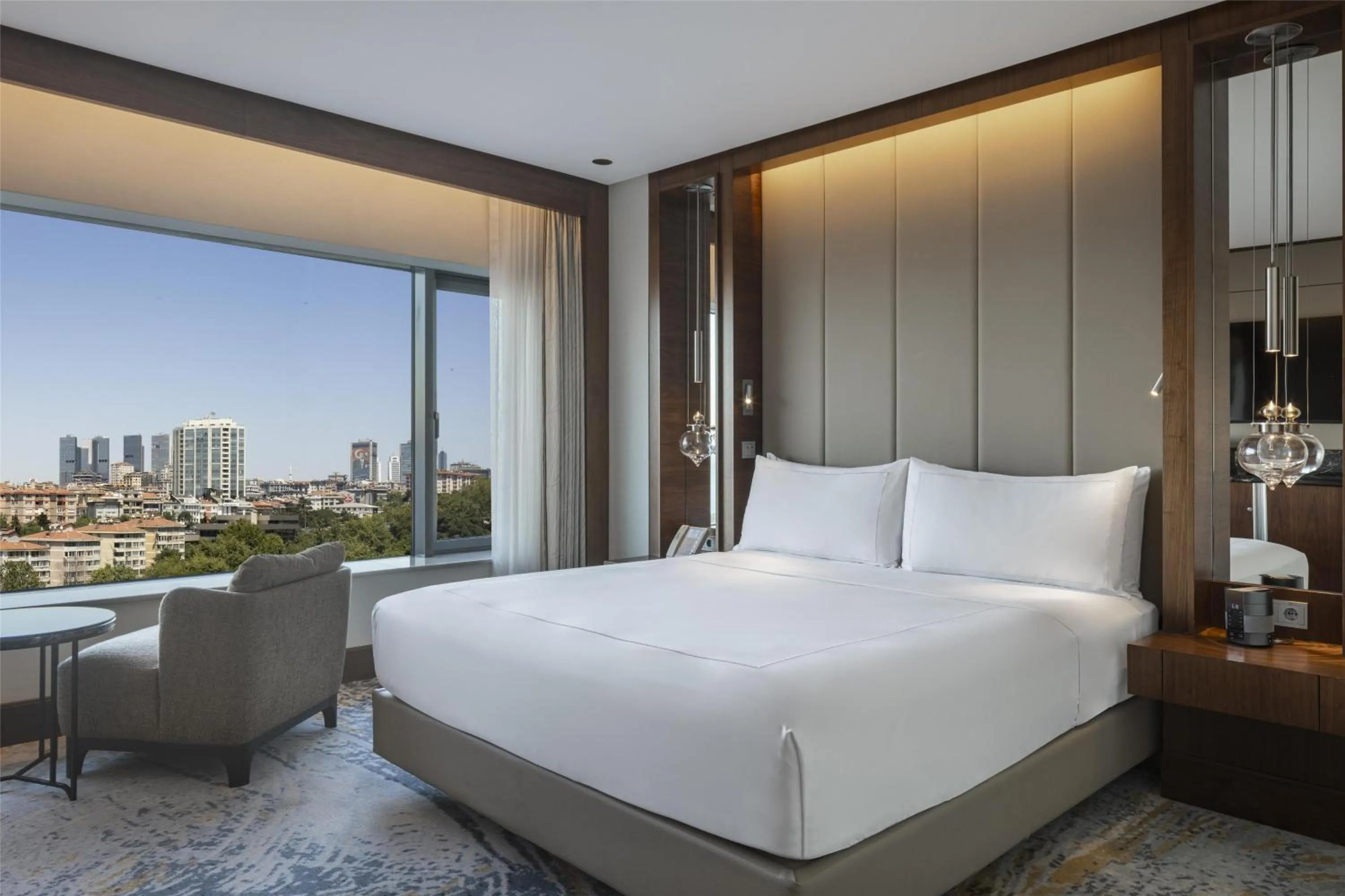 Bed in Conrad Istanbul Bosphorus