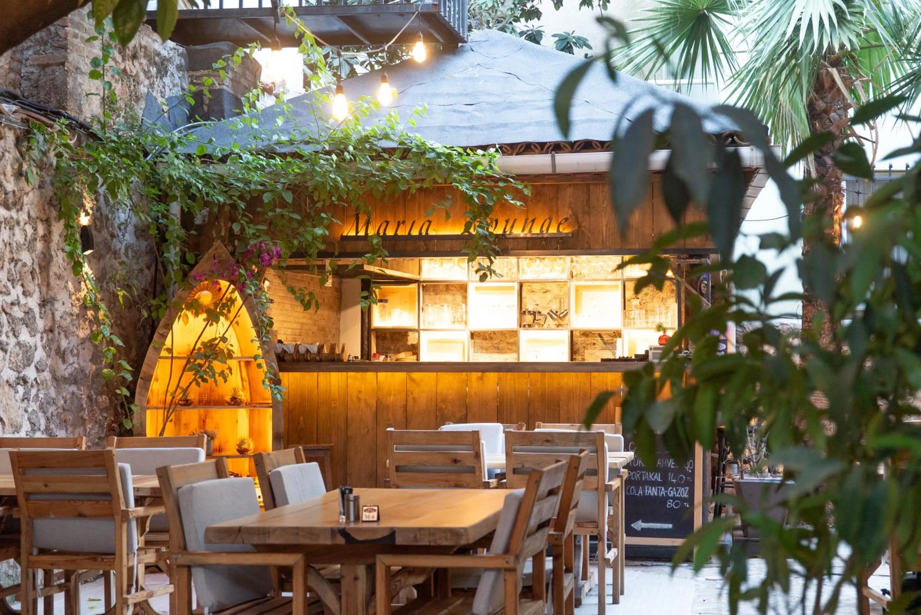 Garden in Casa Maria Hotel