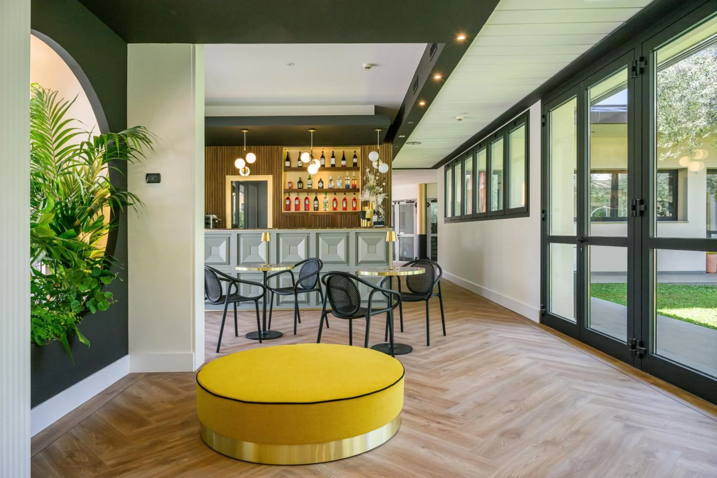 Lounge or bar in JOIVY Together Florence Urban Resort