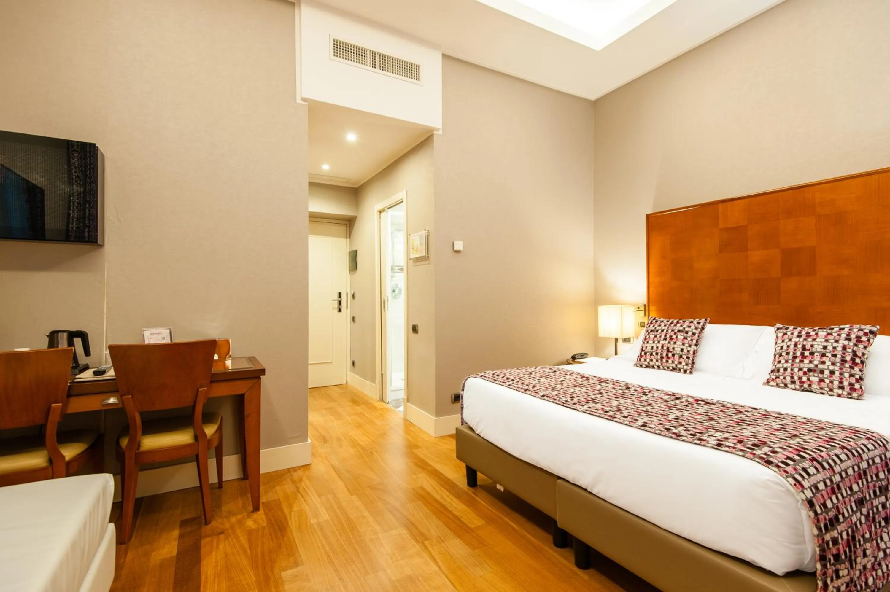 Bedroom, Bed in Hotel Delle Nazioni