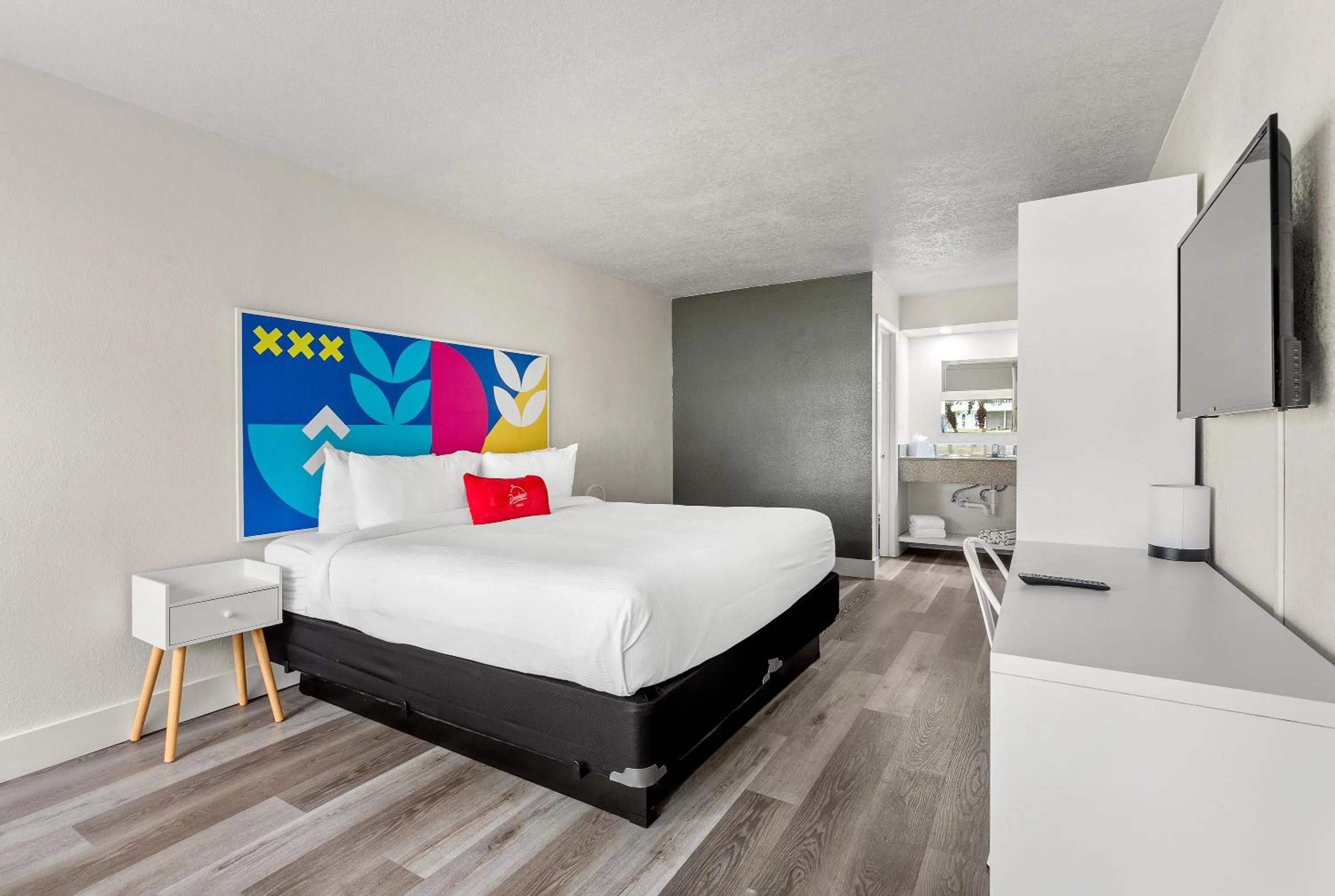 Bed in Baymont by Wyndham Orlando Lake Buena Vista South