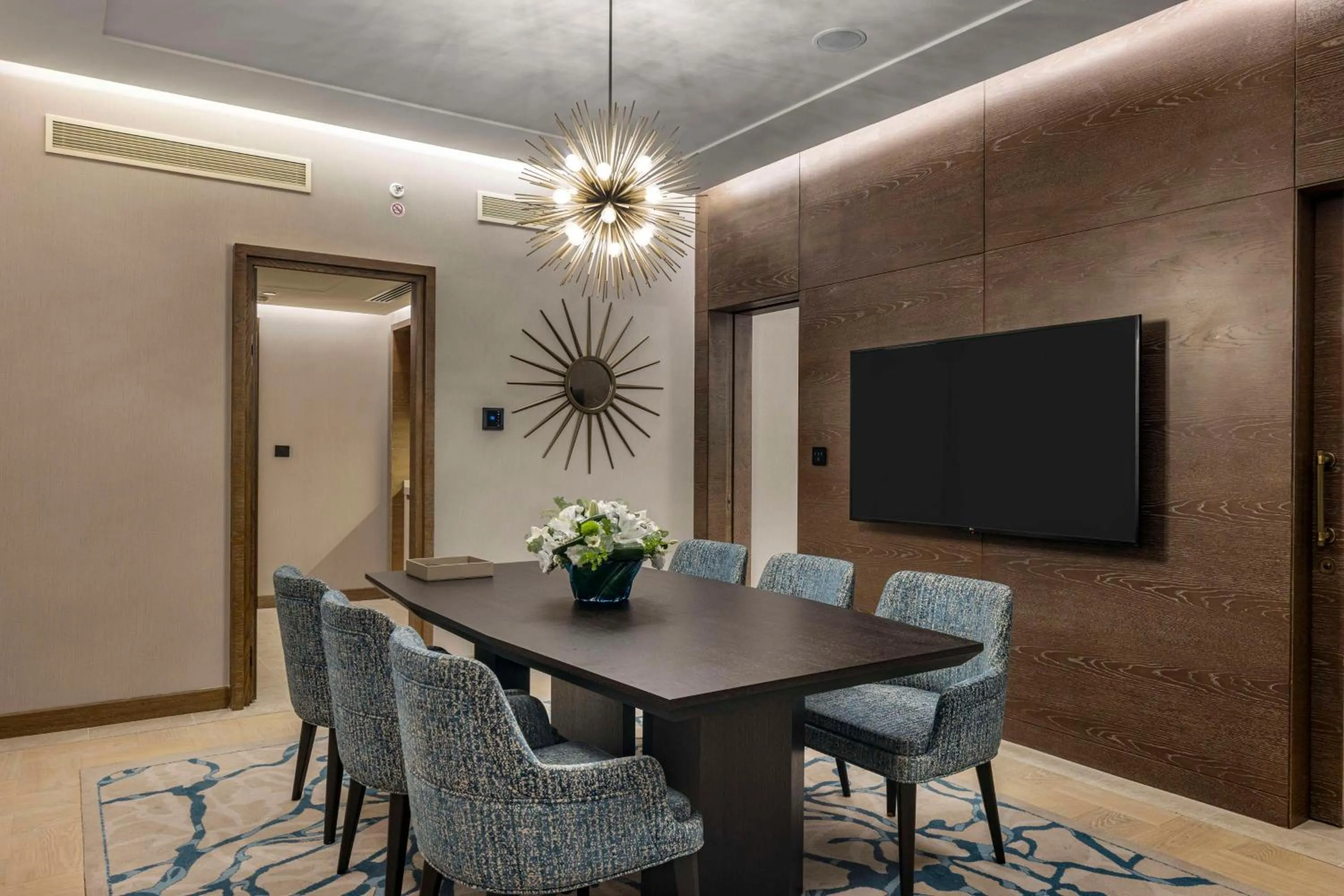 Living room in Hilton Istanbul Bosphorus