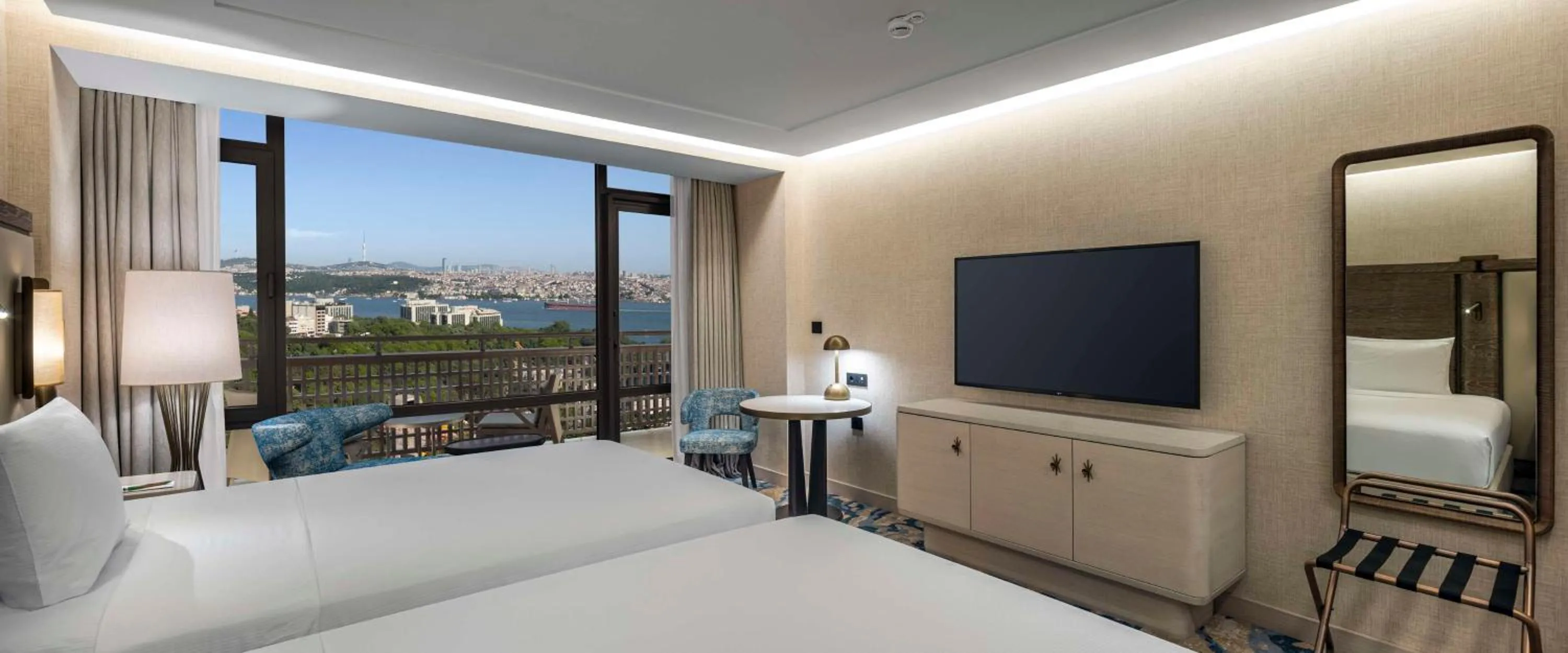 Bed in Hilton Istanbul Bosphorus