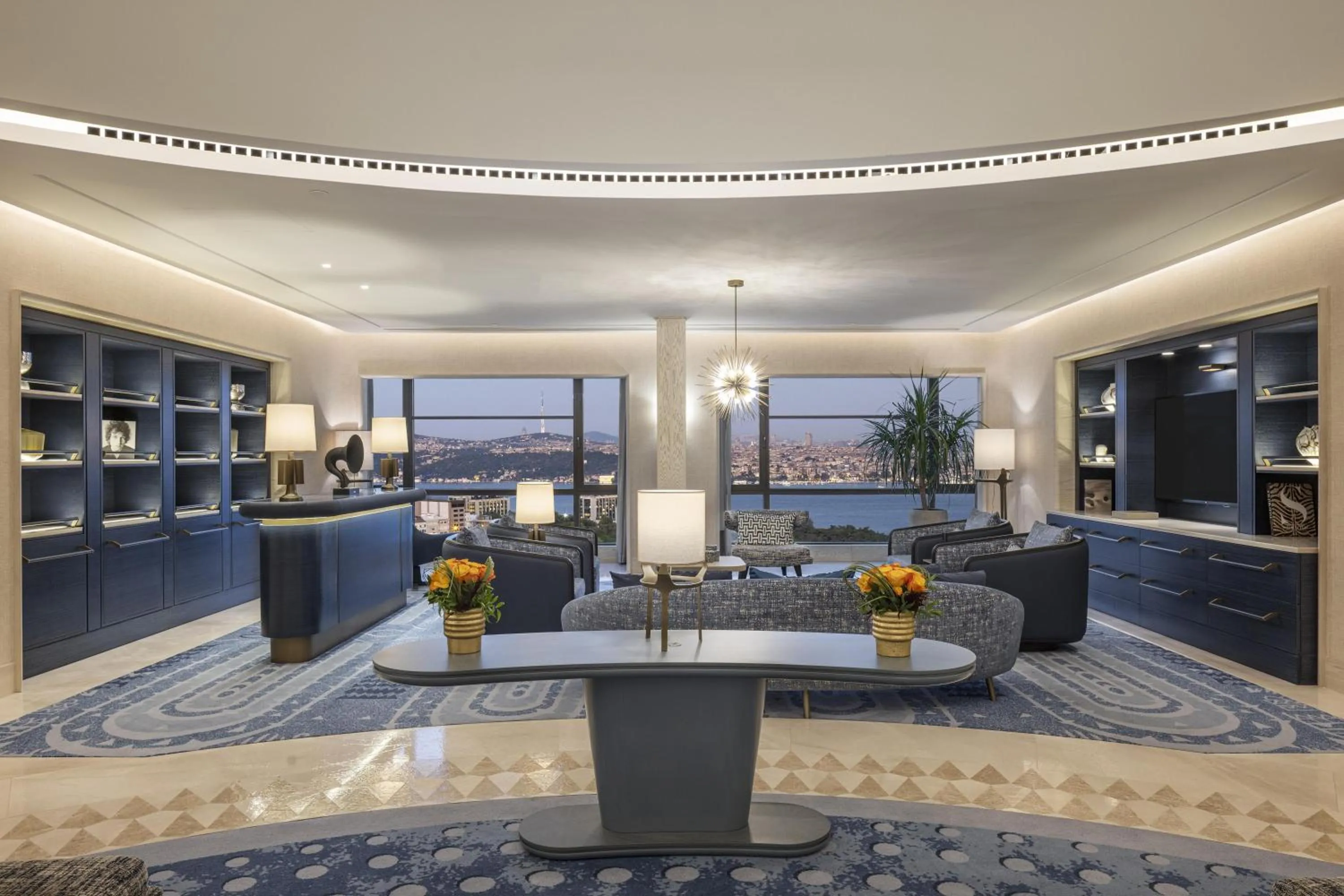 Living room in Hilton Istanbul Bosphorus