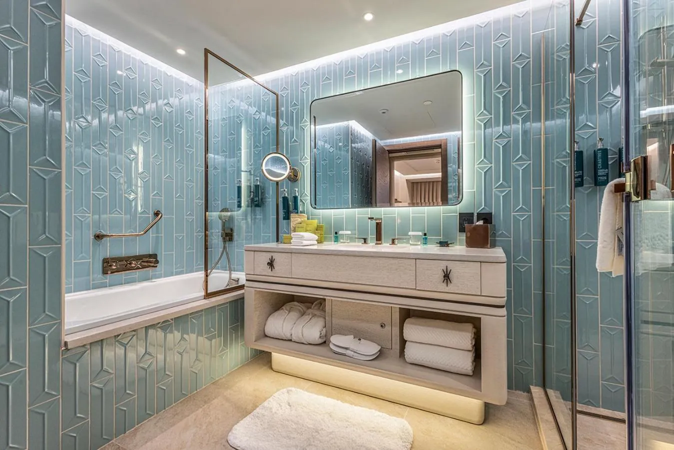 Bathroom in Hilton Istanbul Bosphorus