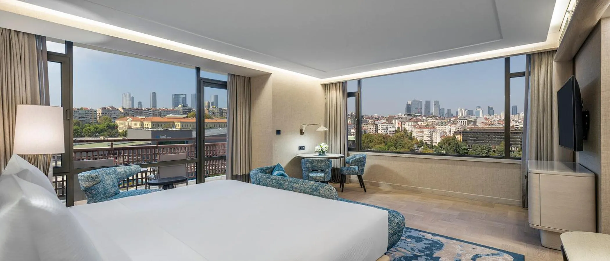 Bedroom, Bed in Hilton Istanbul Bosphorus