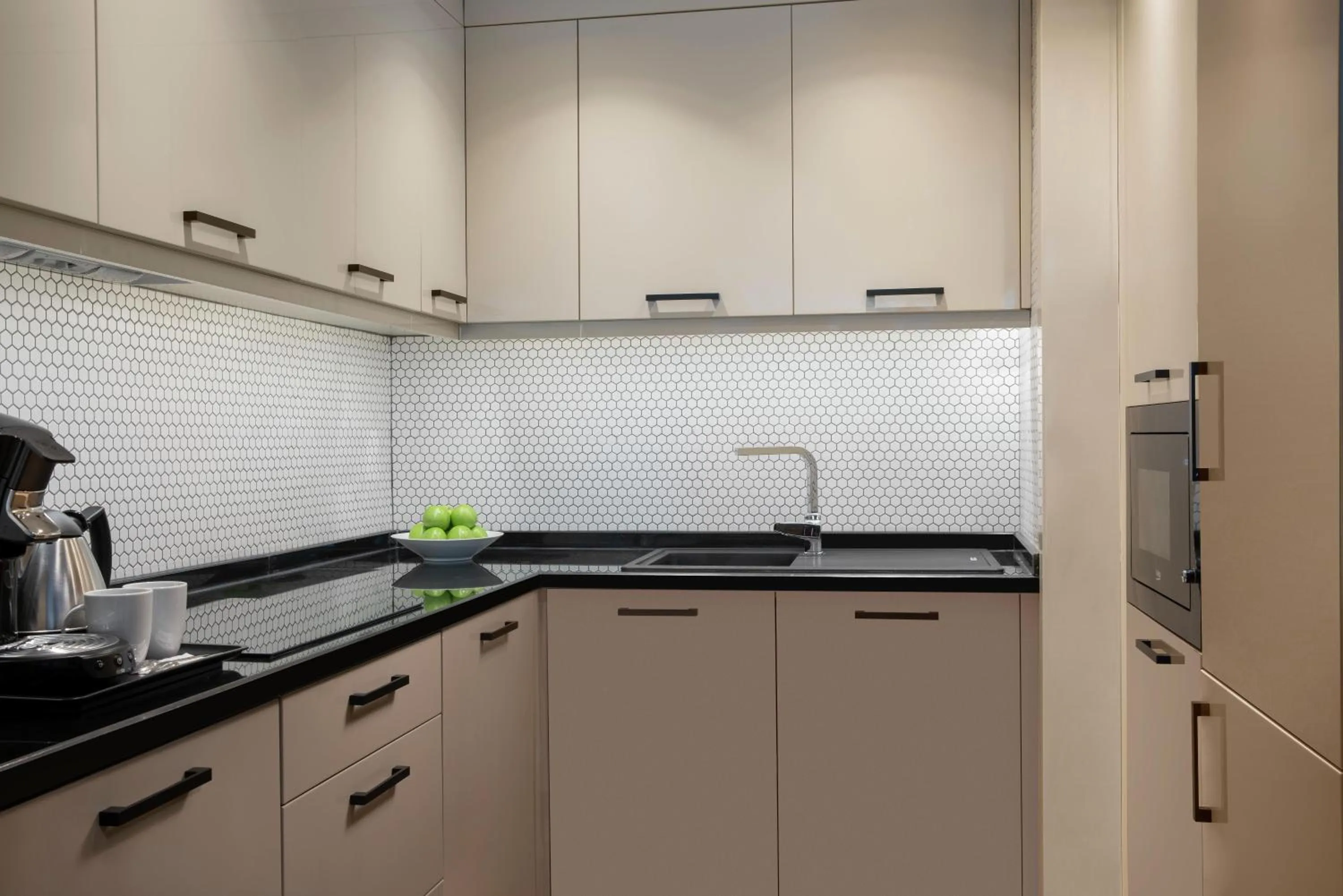 Kitchen or kitchenette in Hilton Istanbul Bosphorus