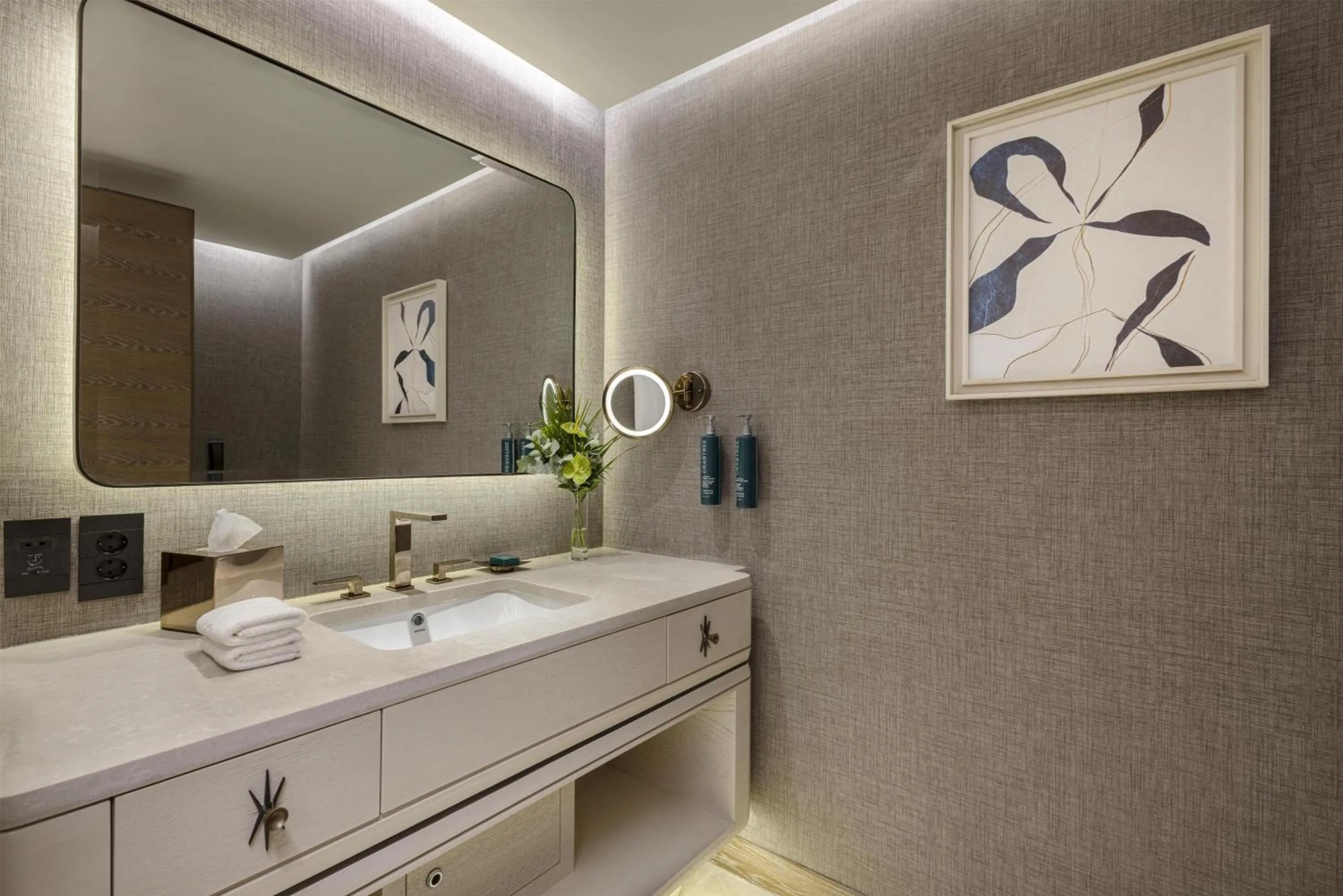 Bathroom in Hilton Istanbul Bosphorus