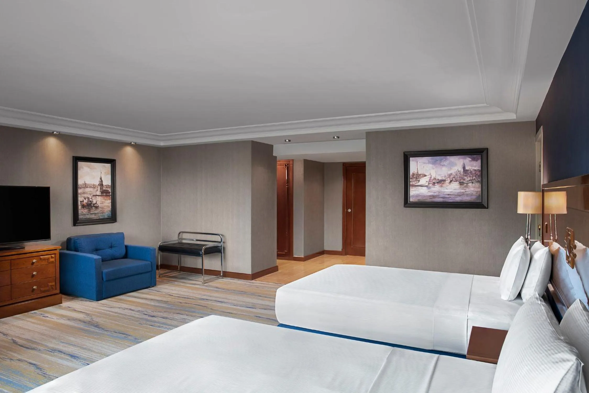 Bedroom, Bed in Hilton Istanbul Bosphorus