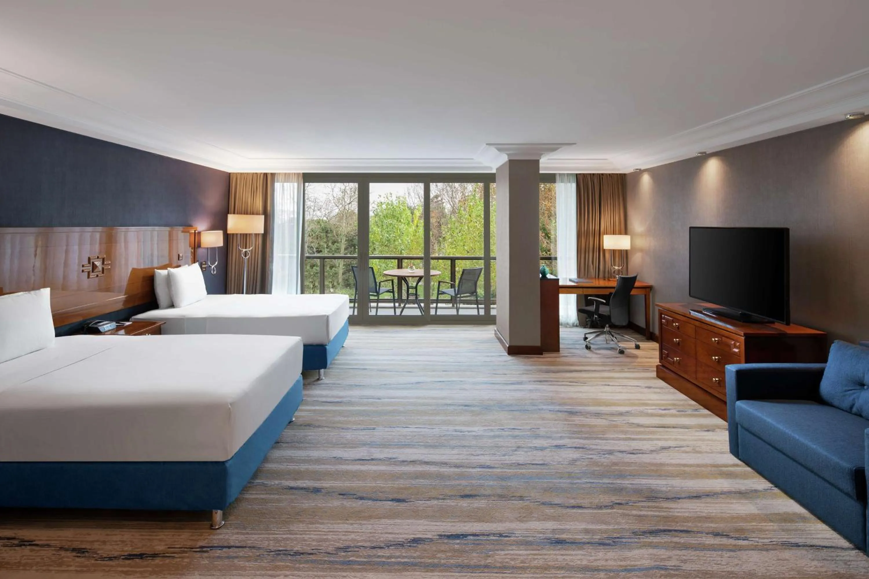 Bedroom, Bed in Hilton Istanbul Bosphorus