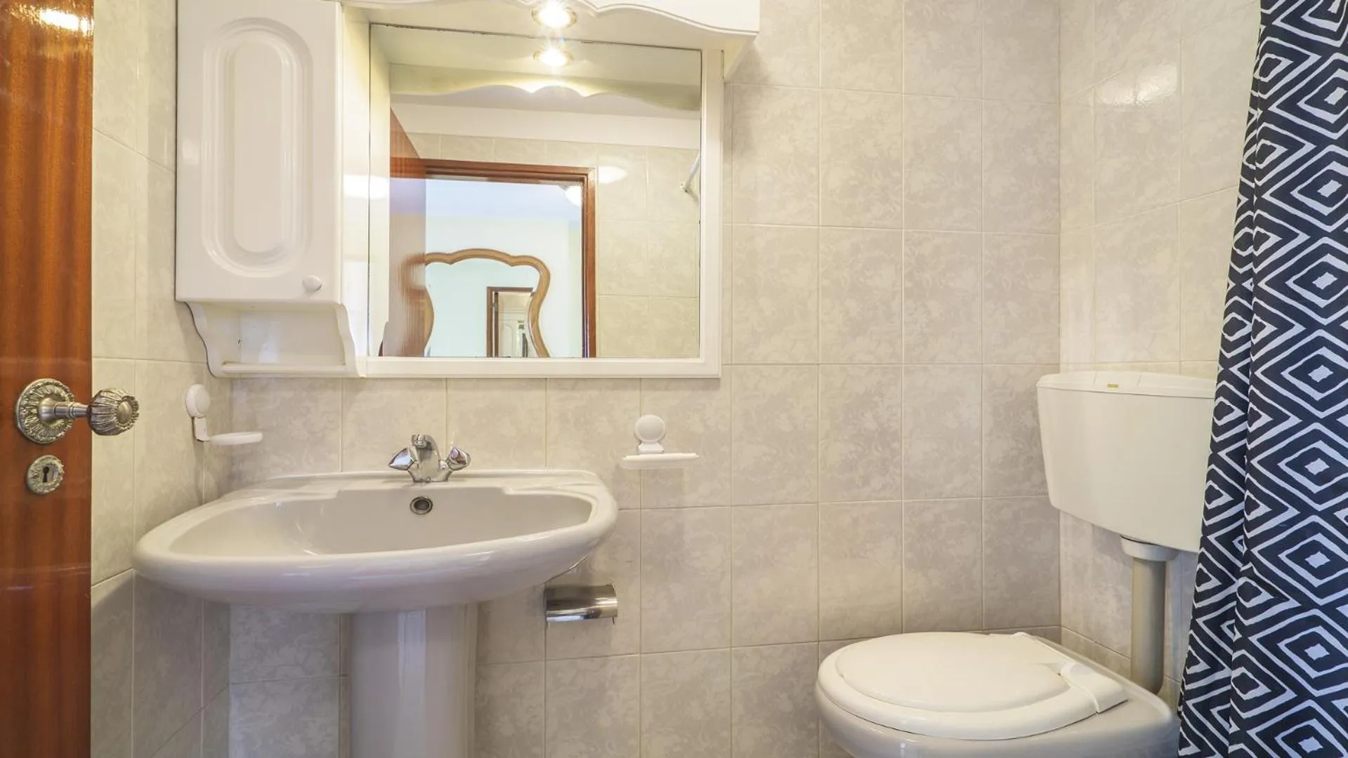 Bathroom in Apartamentos Vista Mar