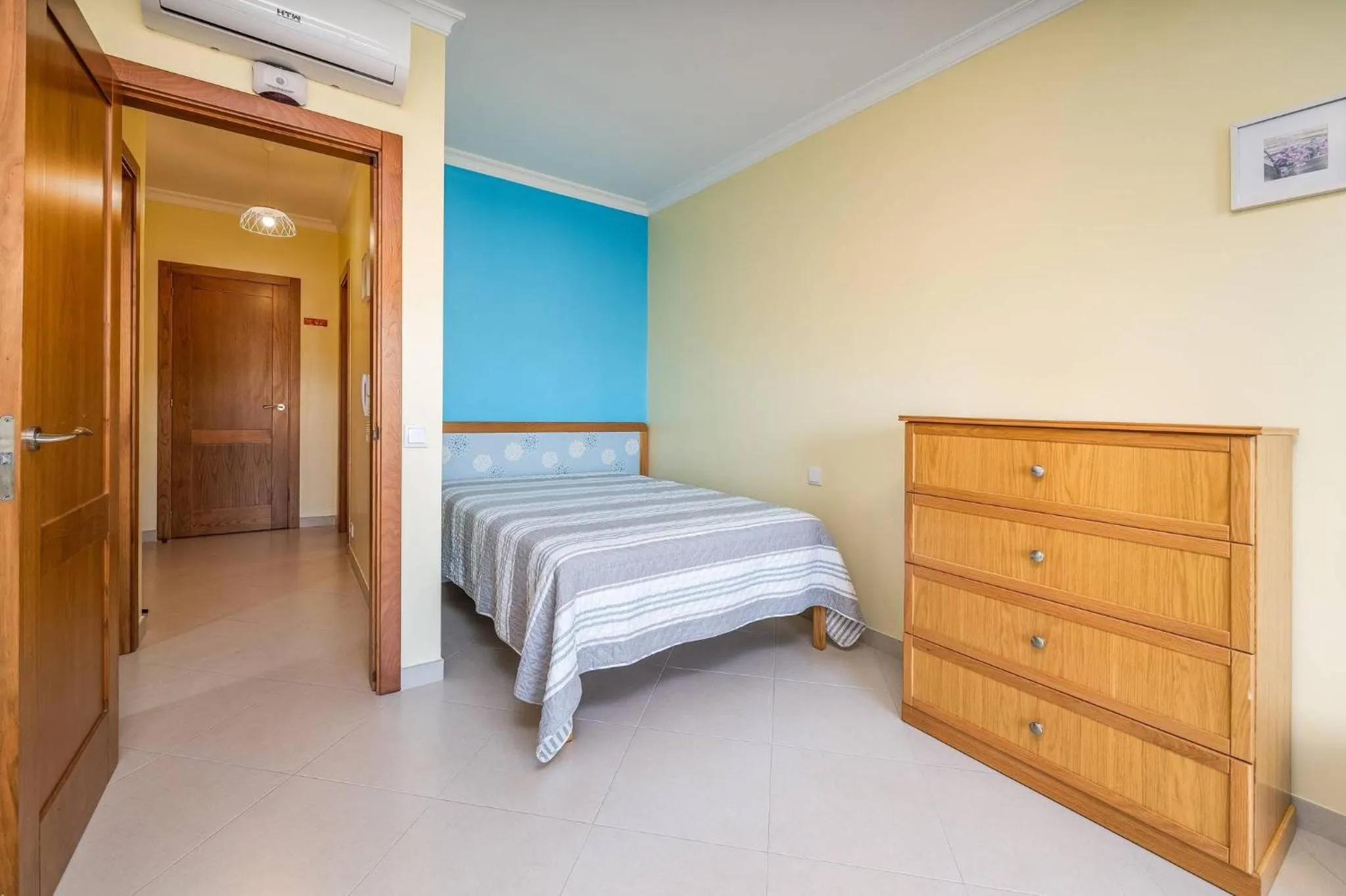 Bedroom, Bed in Apartamentos Vista Mar