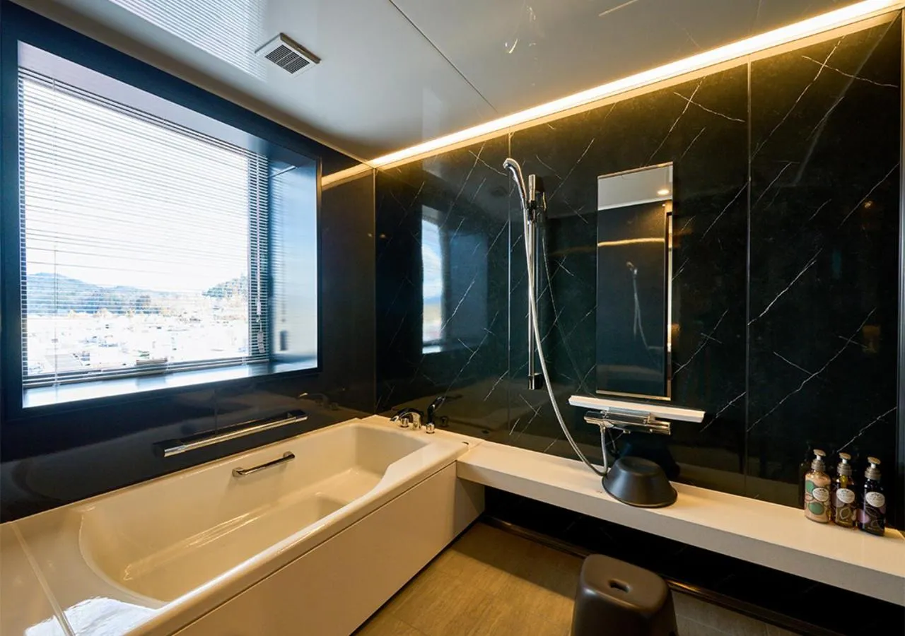 Bathroom in Hotel and Spa Gift TAKAYAMA