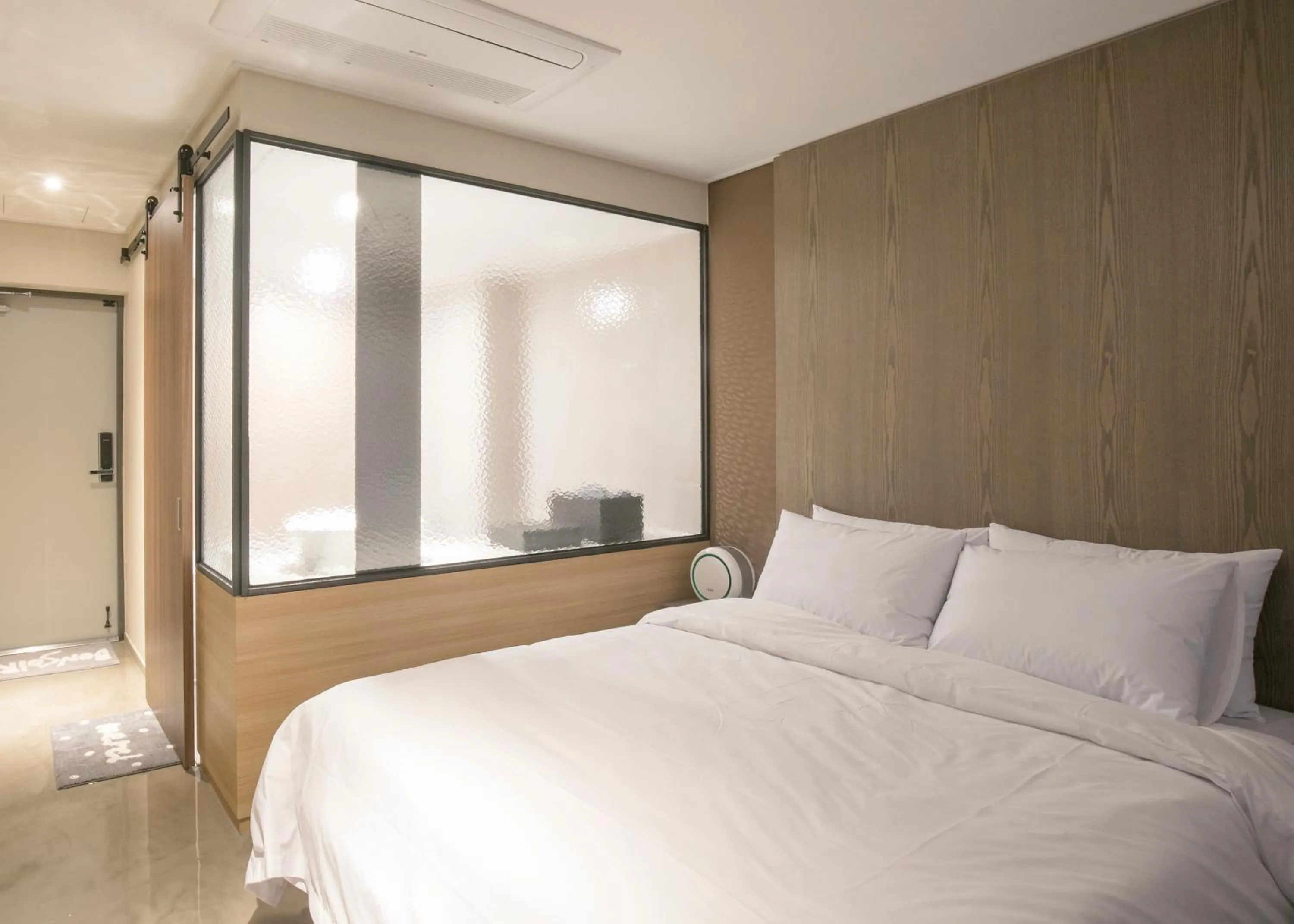 Bed in Hotel Wolmido