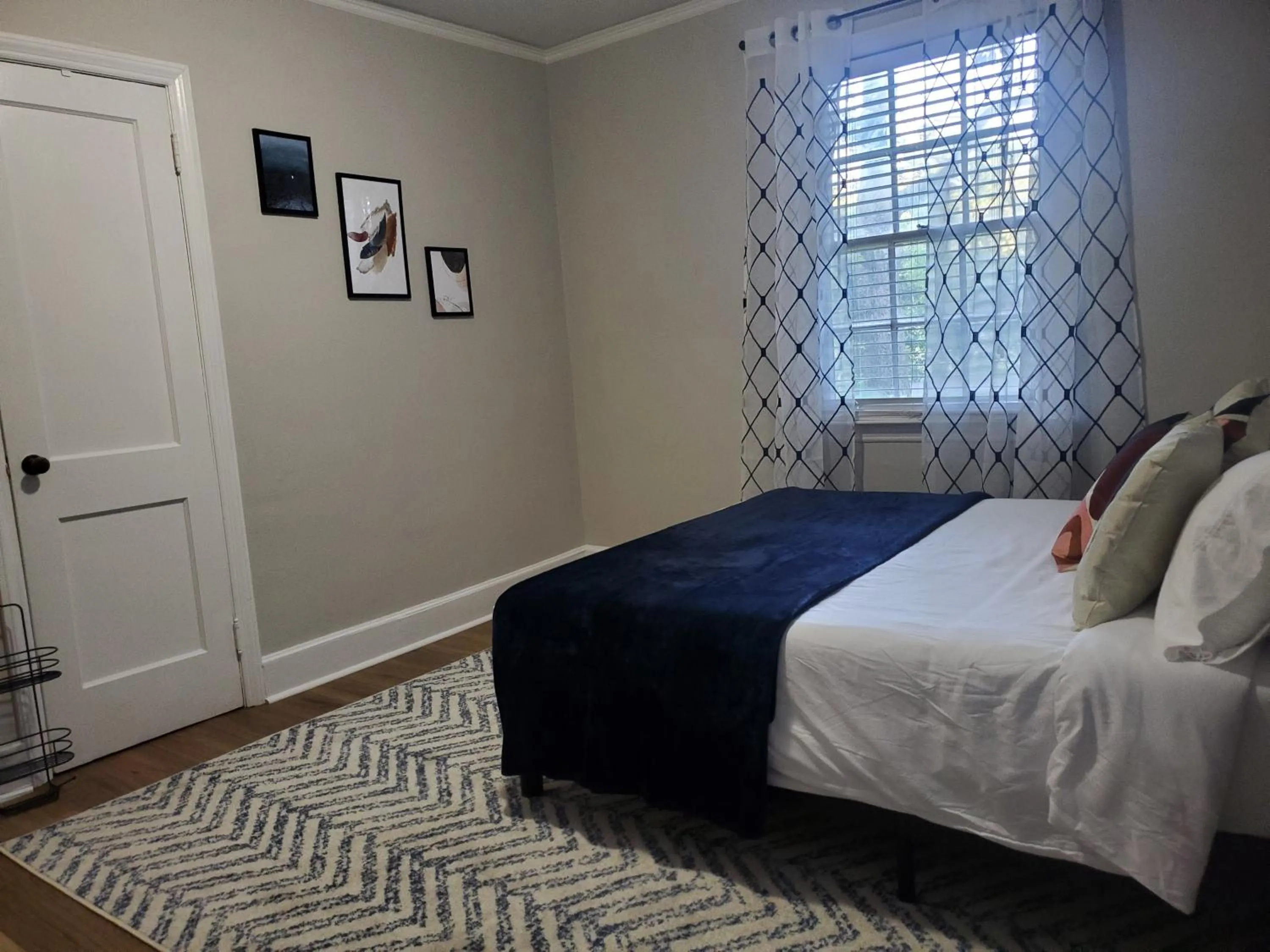 Bedroom, Bed in Cheerful 2 BR Near Colleges, Downtown, Attractions