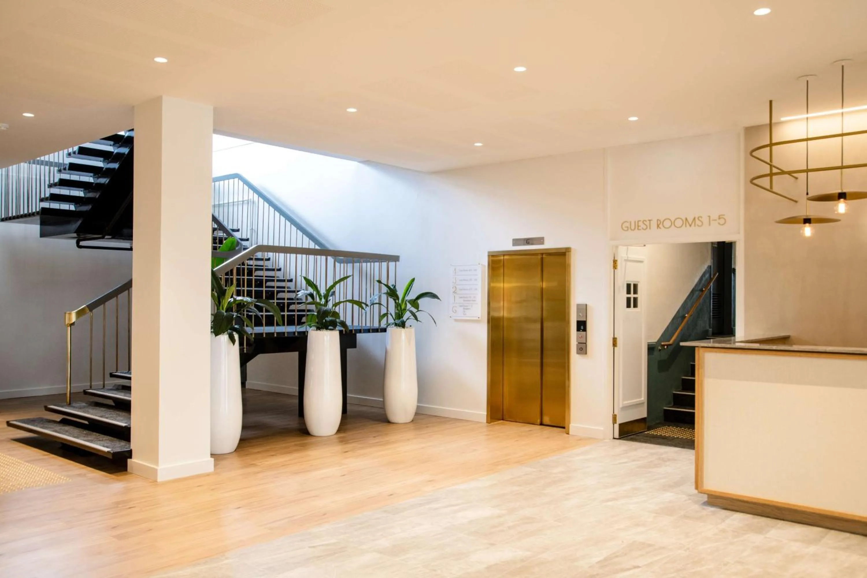 Lobby or reception in Hotel Alba Adelaide