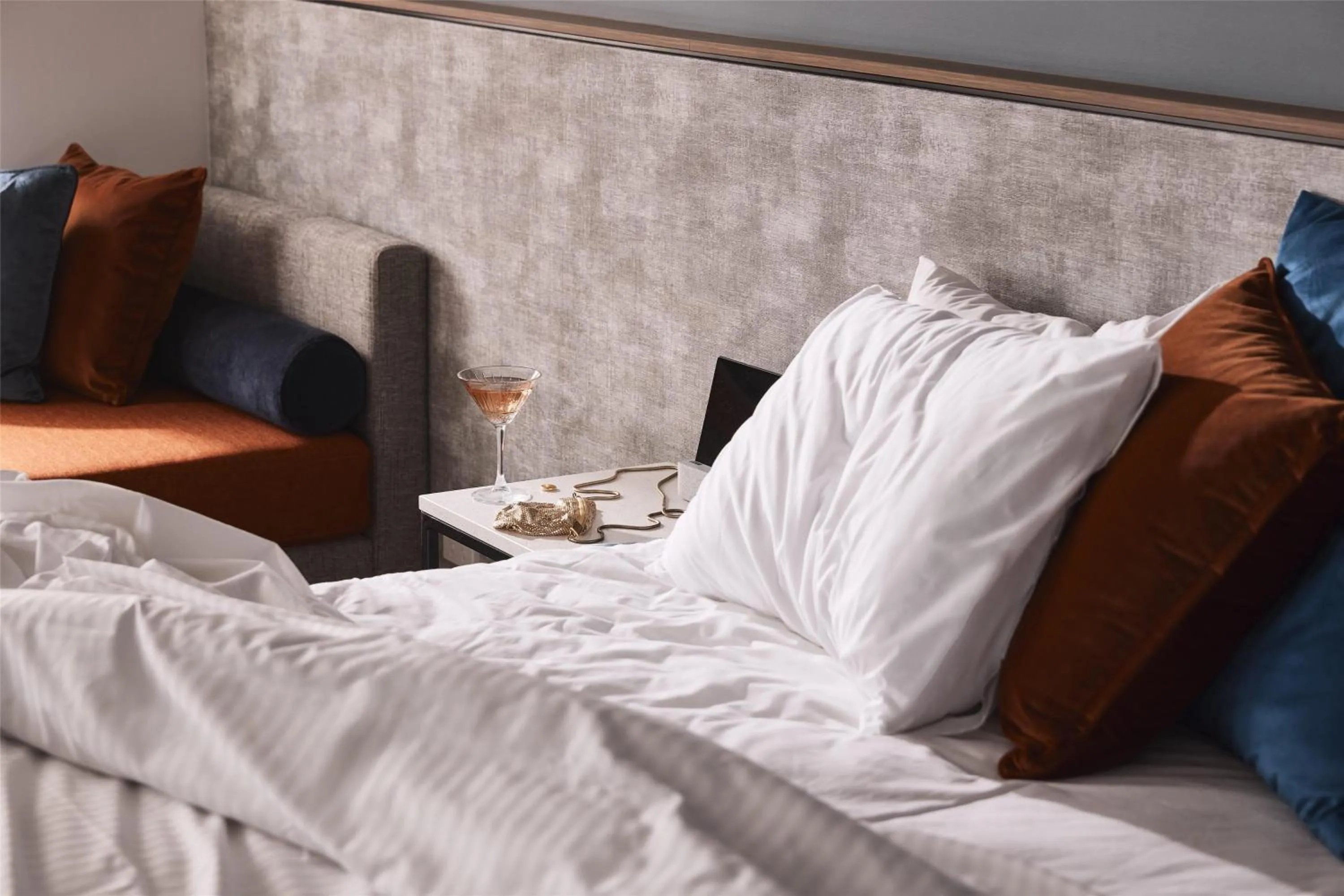 Bedroom, Bed in Hotel Alba Adelaide