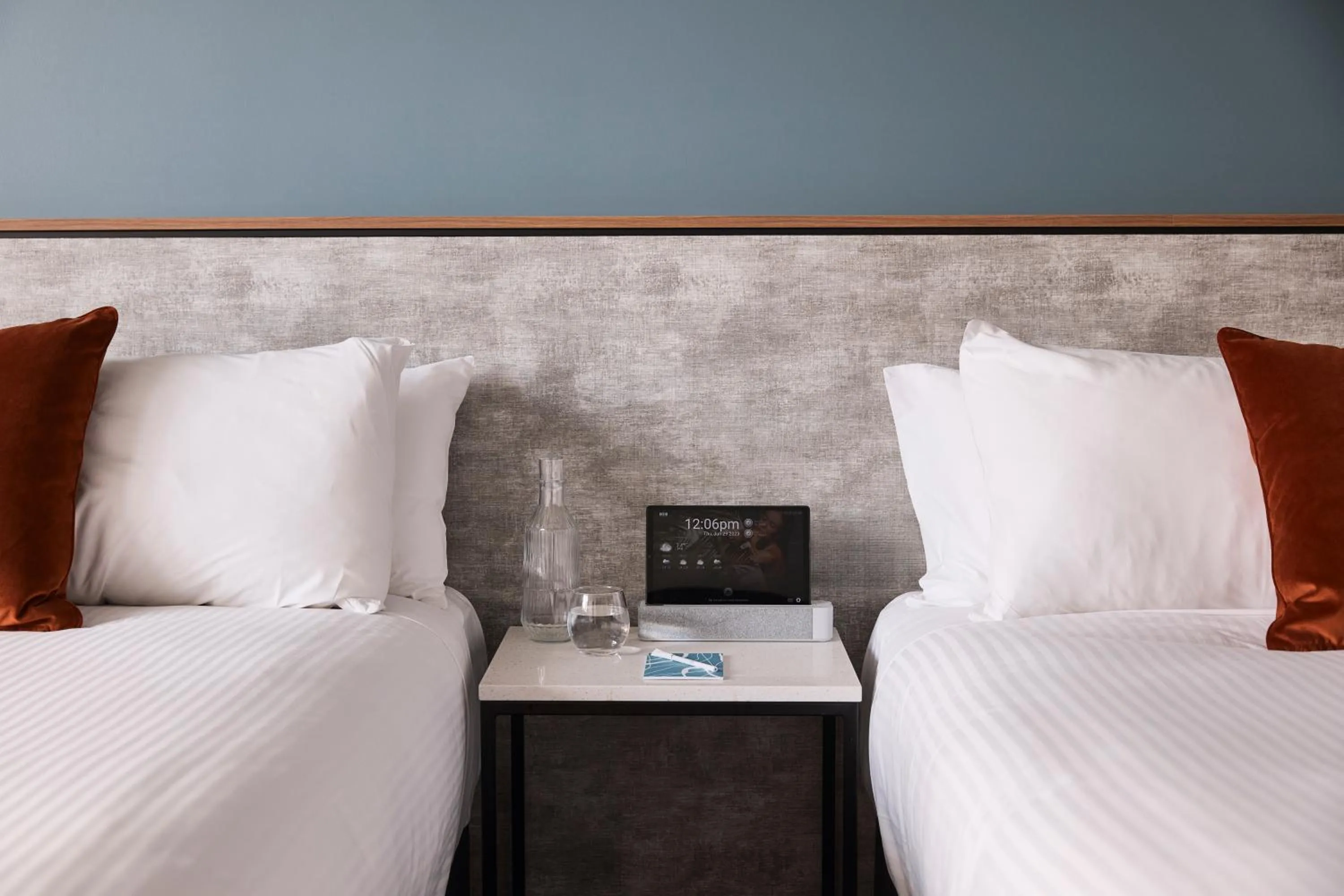 Bedroom, Bed in Hotel Alba Adelaide