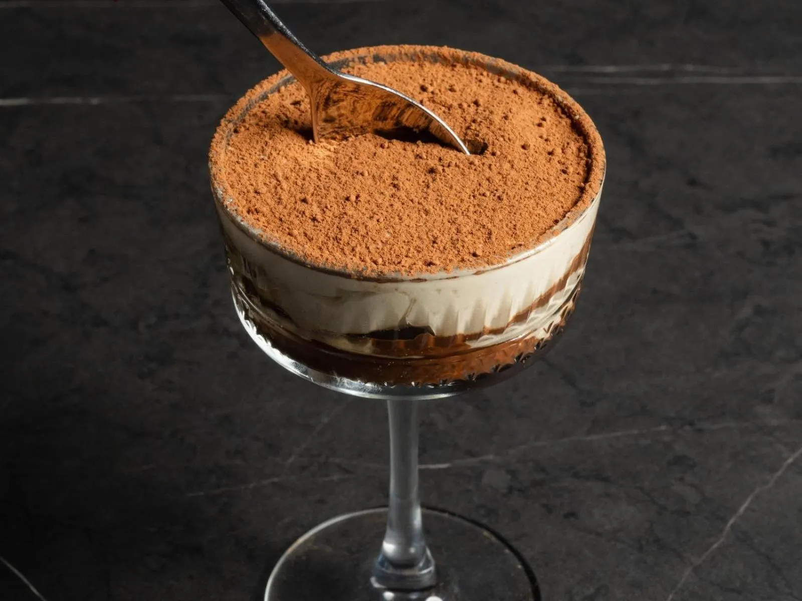 Food and drinks in Hotel Alba Adelaide