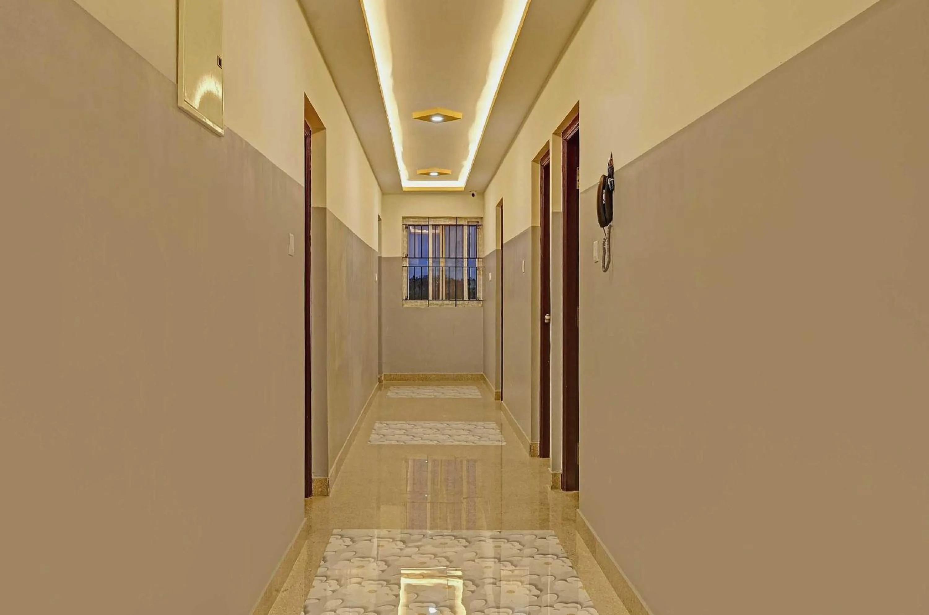 Lobby or reception in Super Hotel O Sri Sapthagiri Comforts