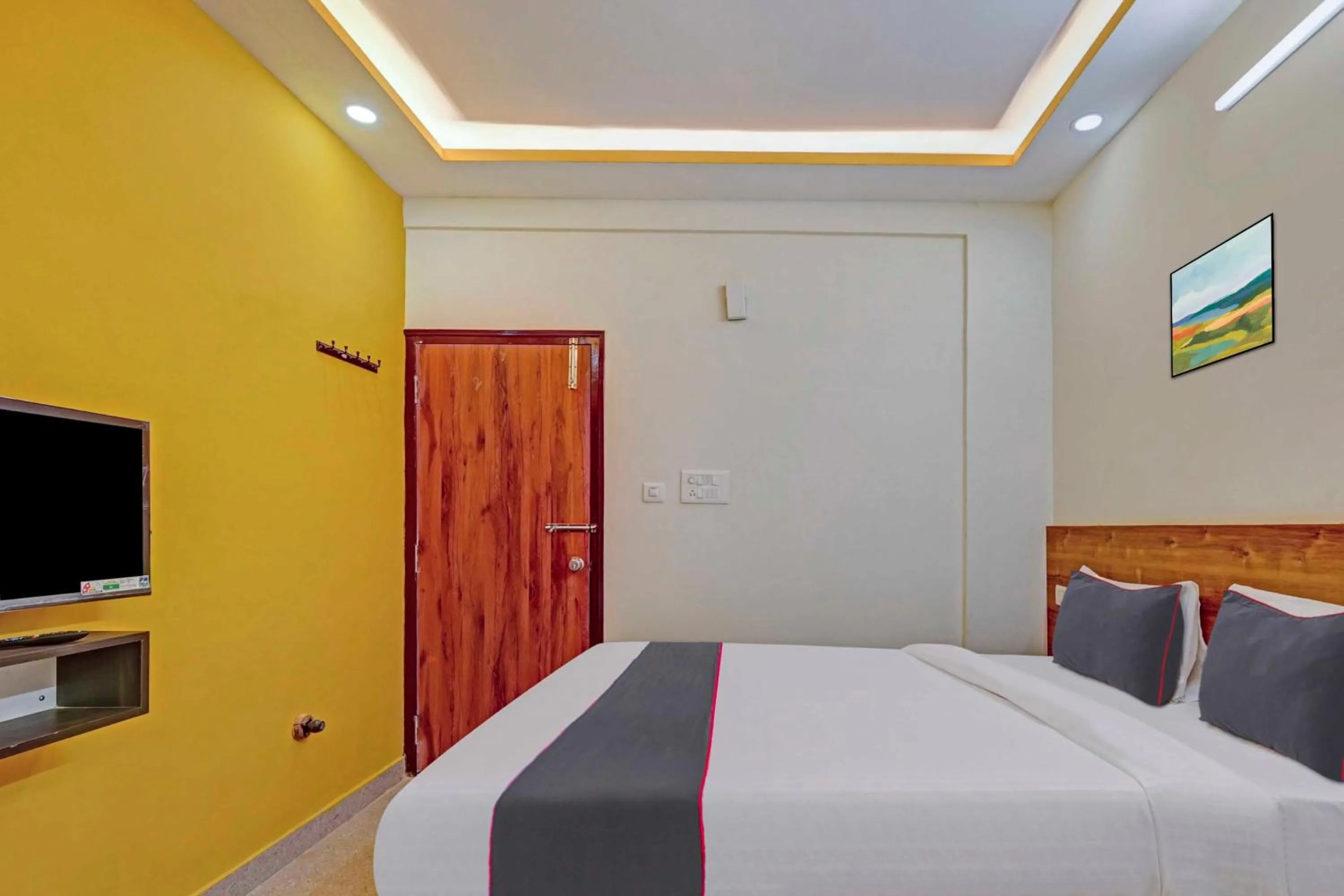 Bedroom, Bed in Super Hotel O Sri Sapthagiri Comforts