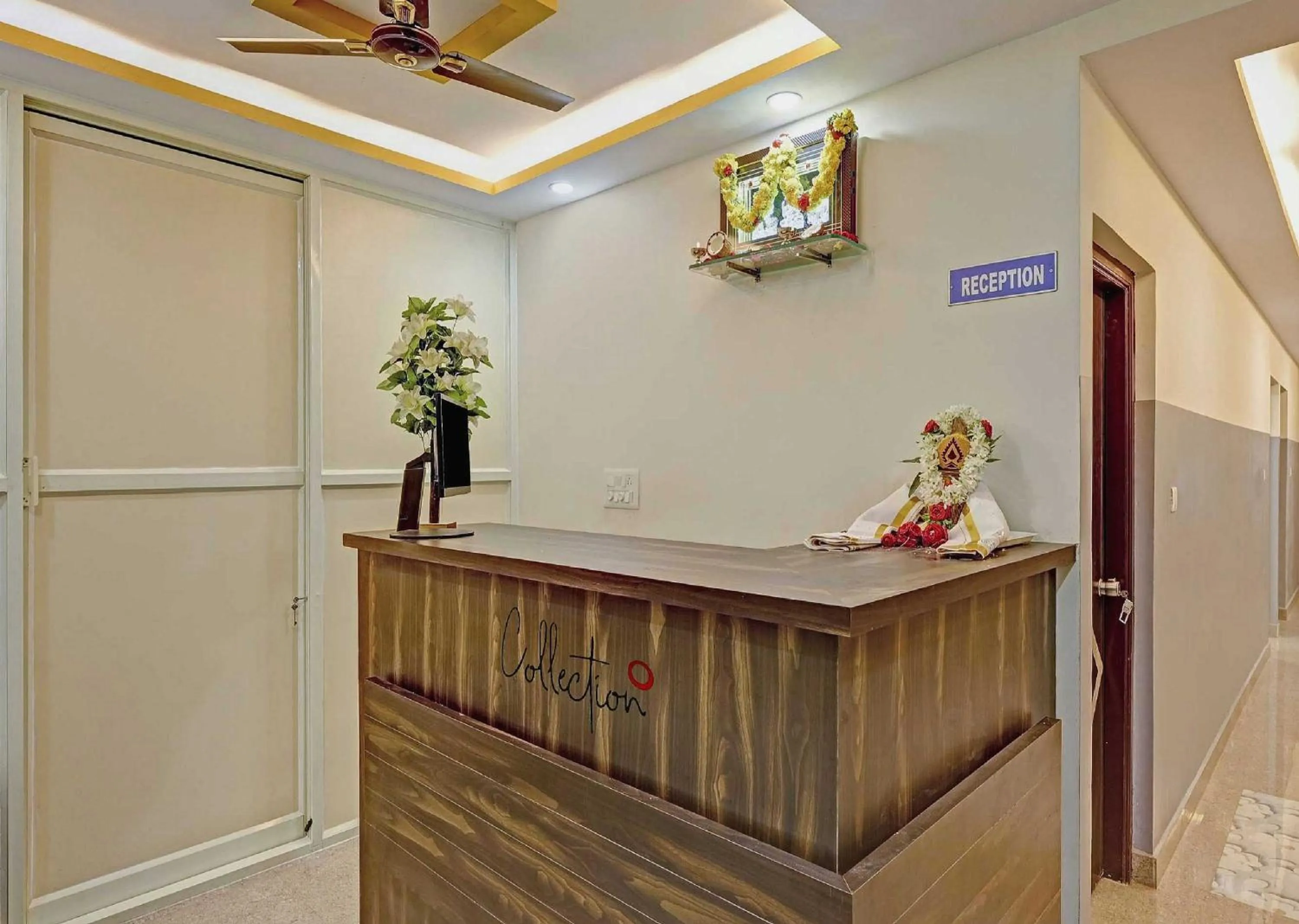 Lobby or reception in Super Hotel O Sri Sapthagiri Comforts